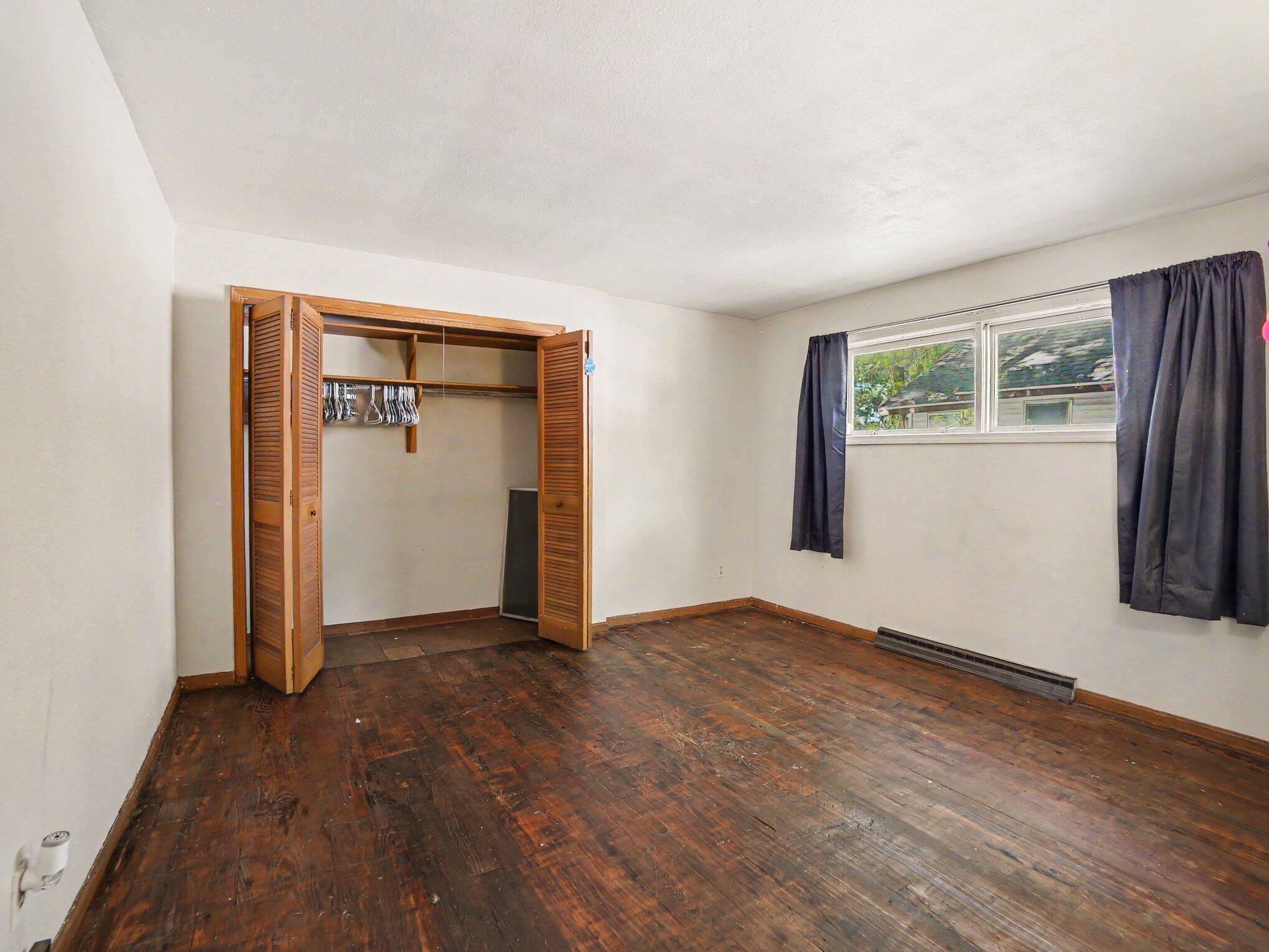 942 Amity Avenue Muskegon MI 49442