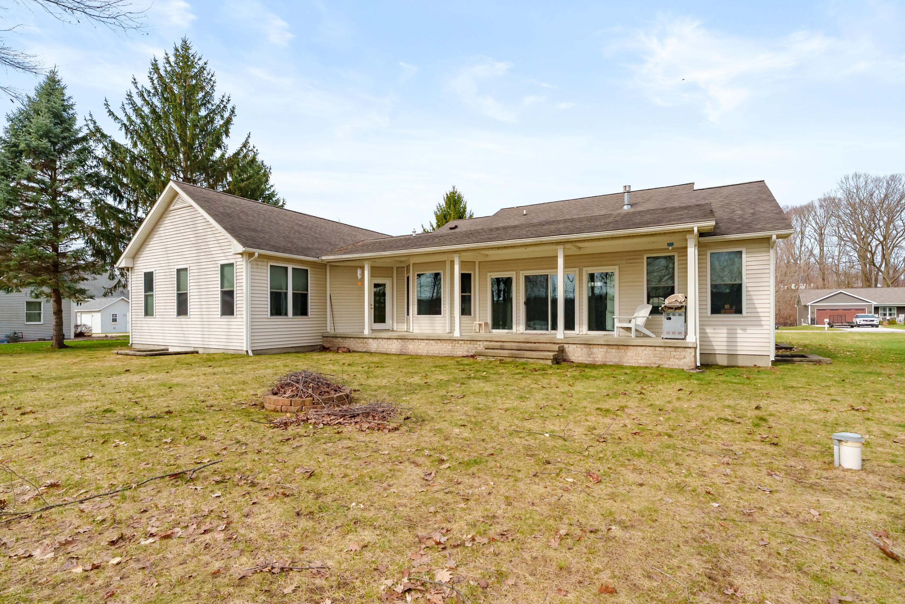 3220 Fairhaven Drive Allegan MI 49010