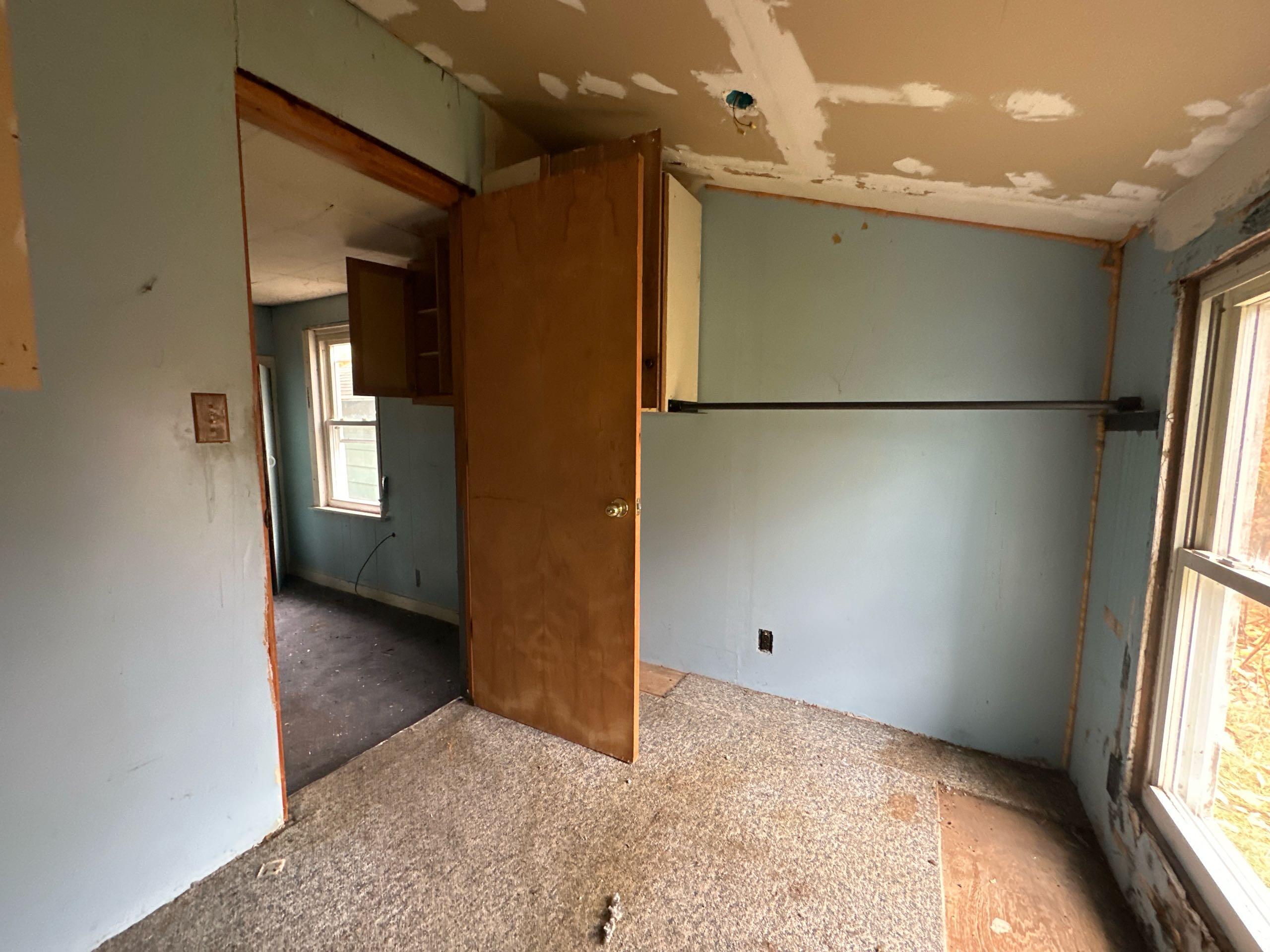 490 4th Street Benton Harbor MI 49022