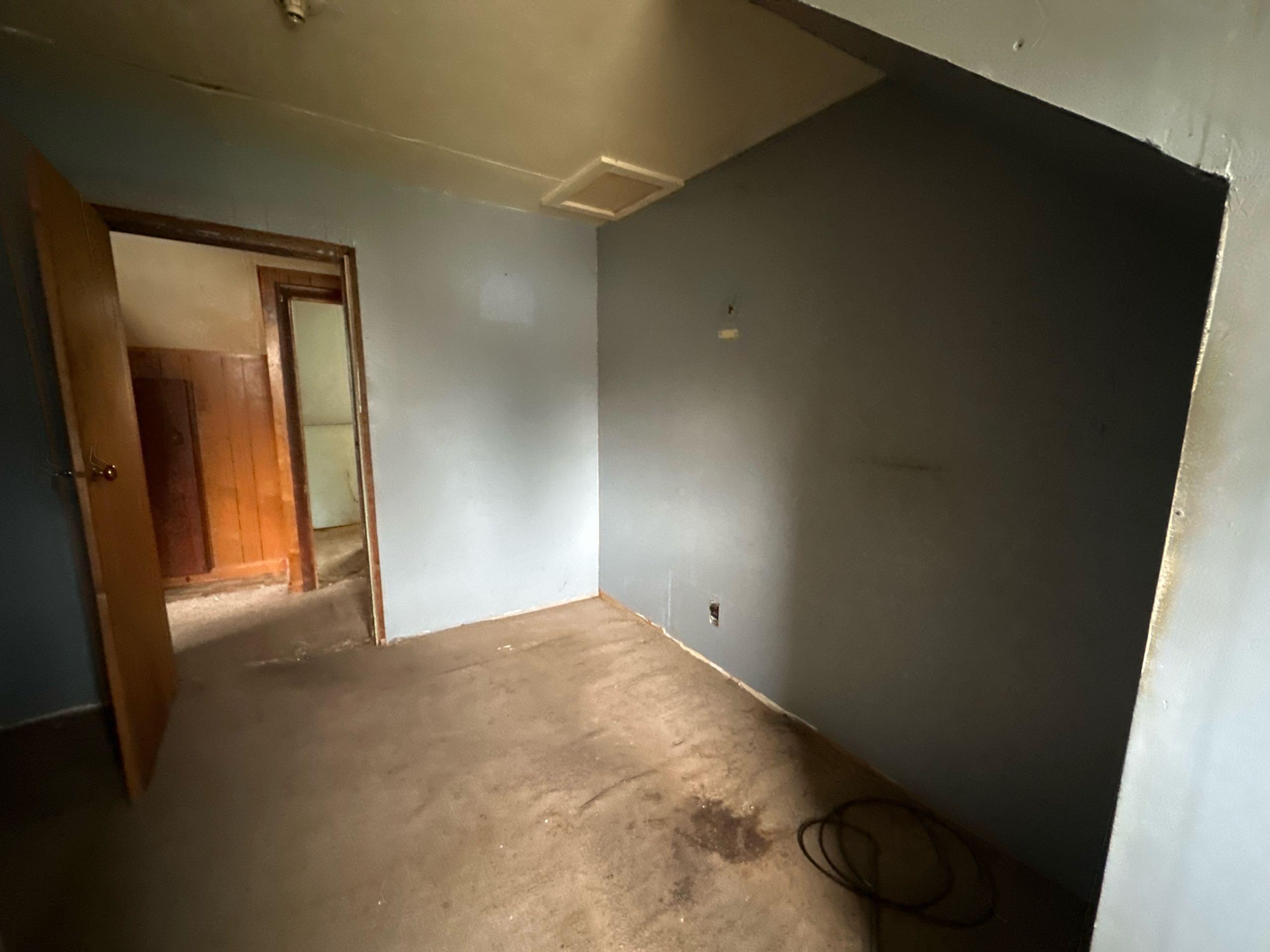 490 4th Street Benton Harbor MI 49022
