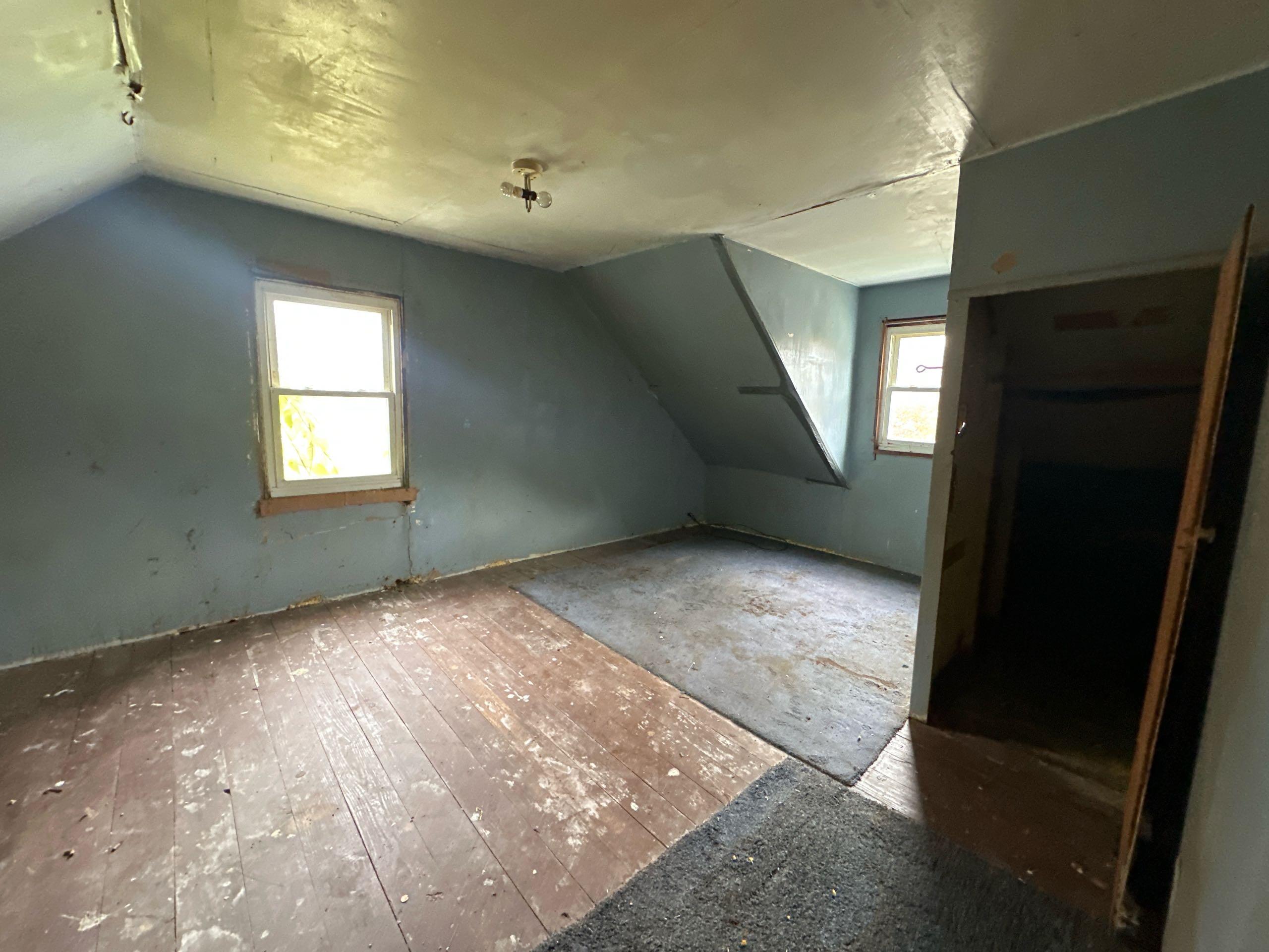 490 4th Street Benton Harbor MI 49022