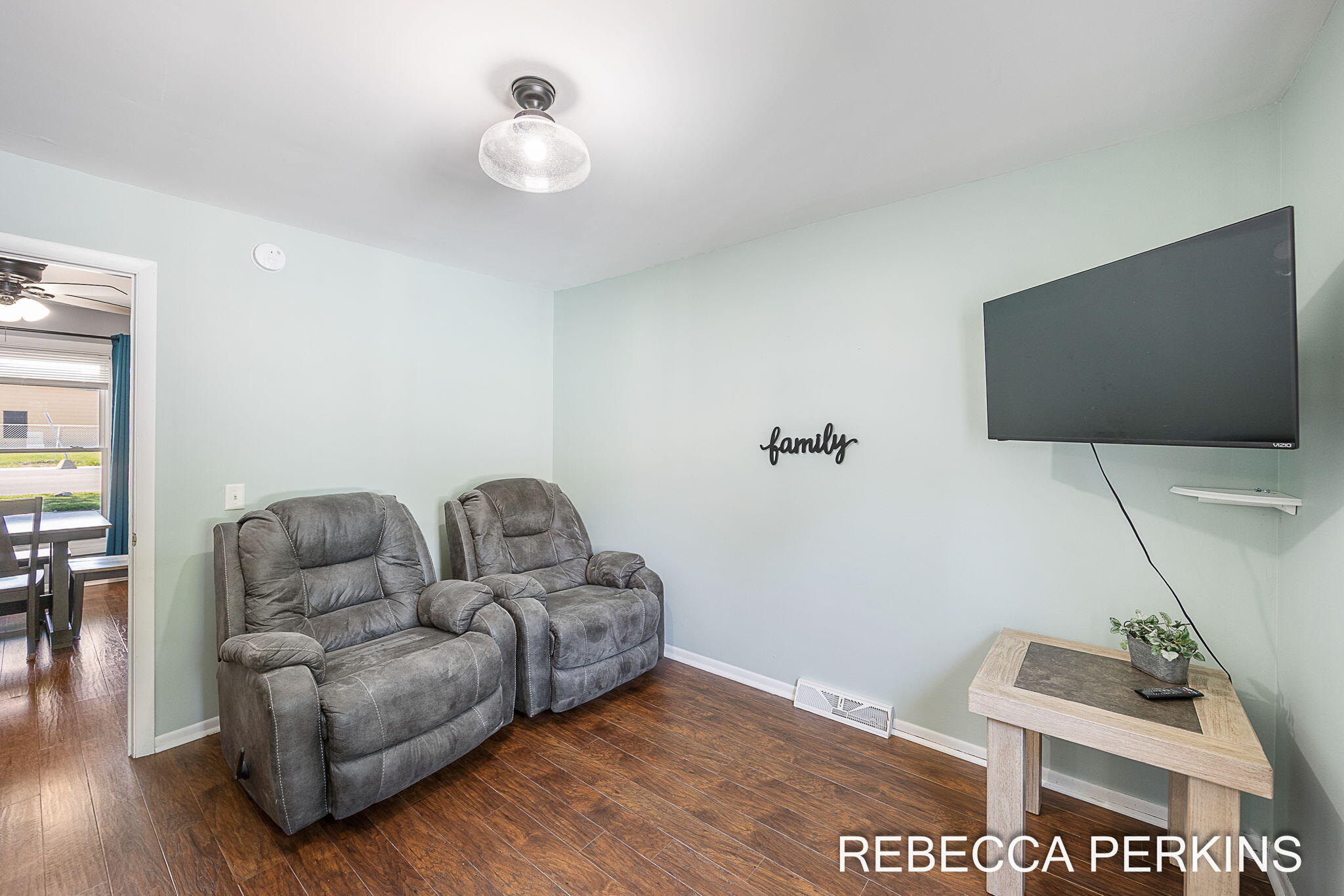 286 Dartmouth Avenue Holland MI 49423