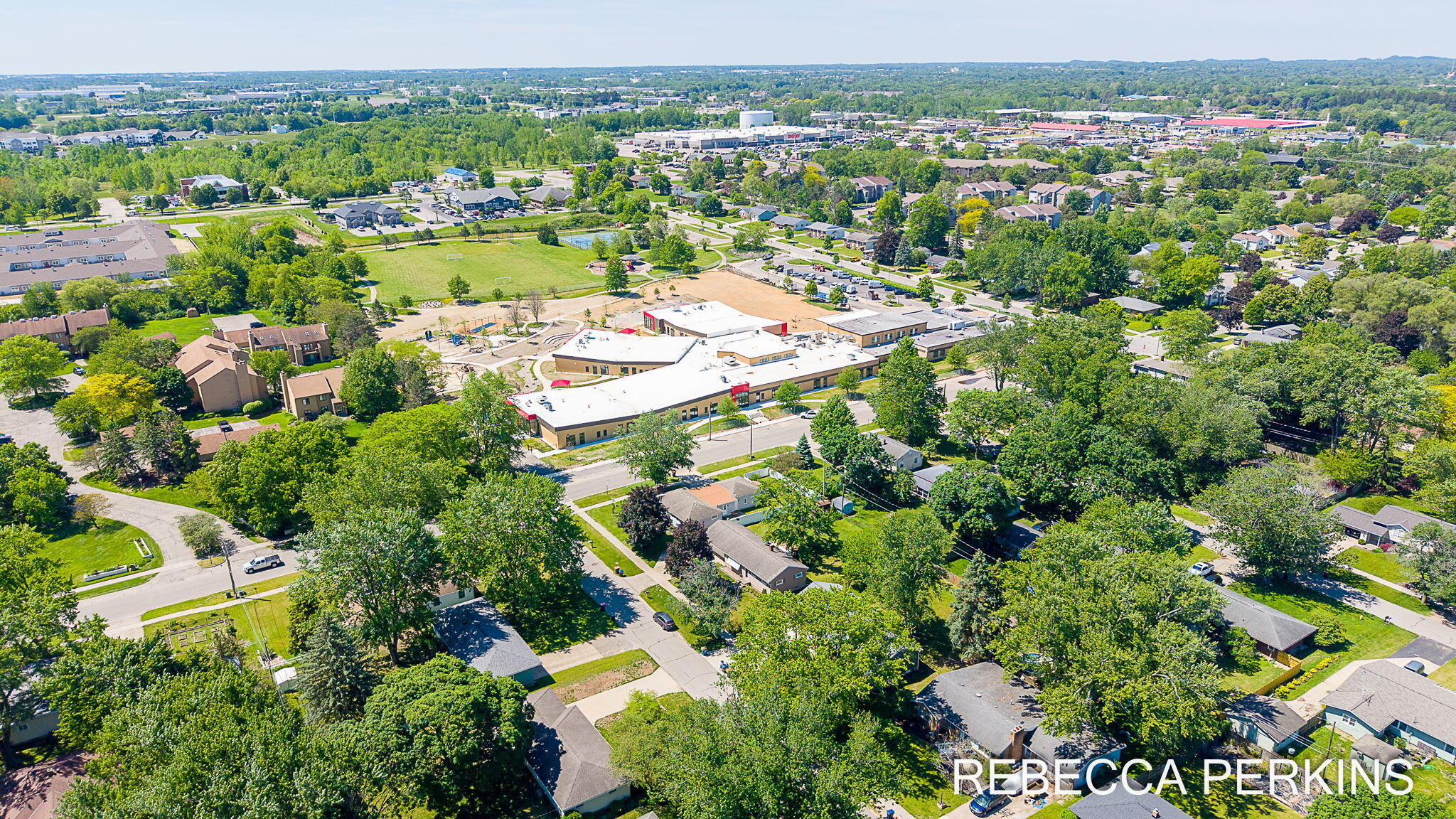 286 Dartmouth Avenue Holland MI 49423