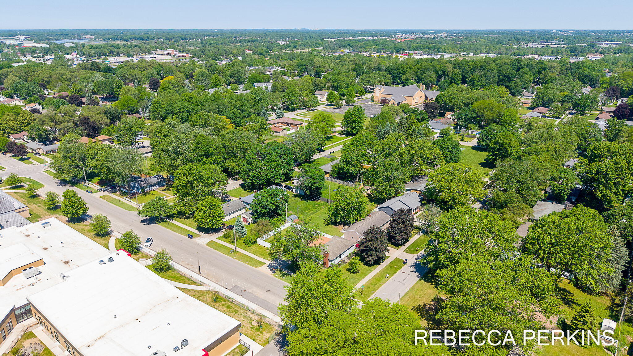 286 Dartmouth Avenue Holland MI 49423