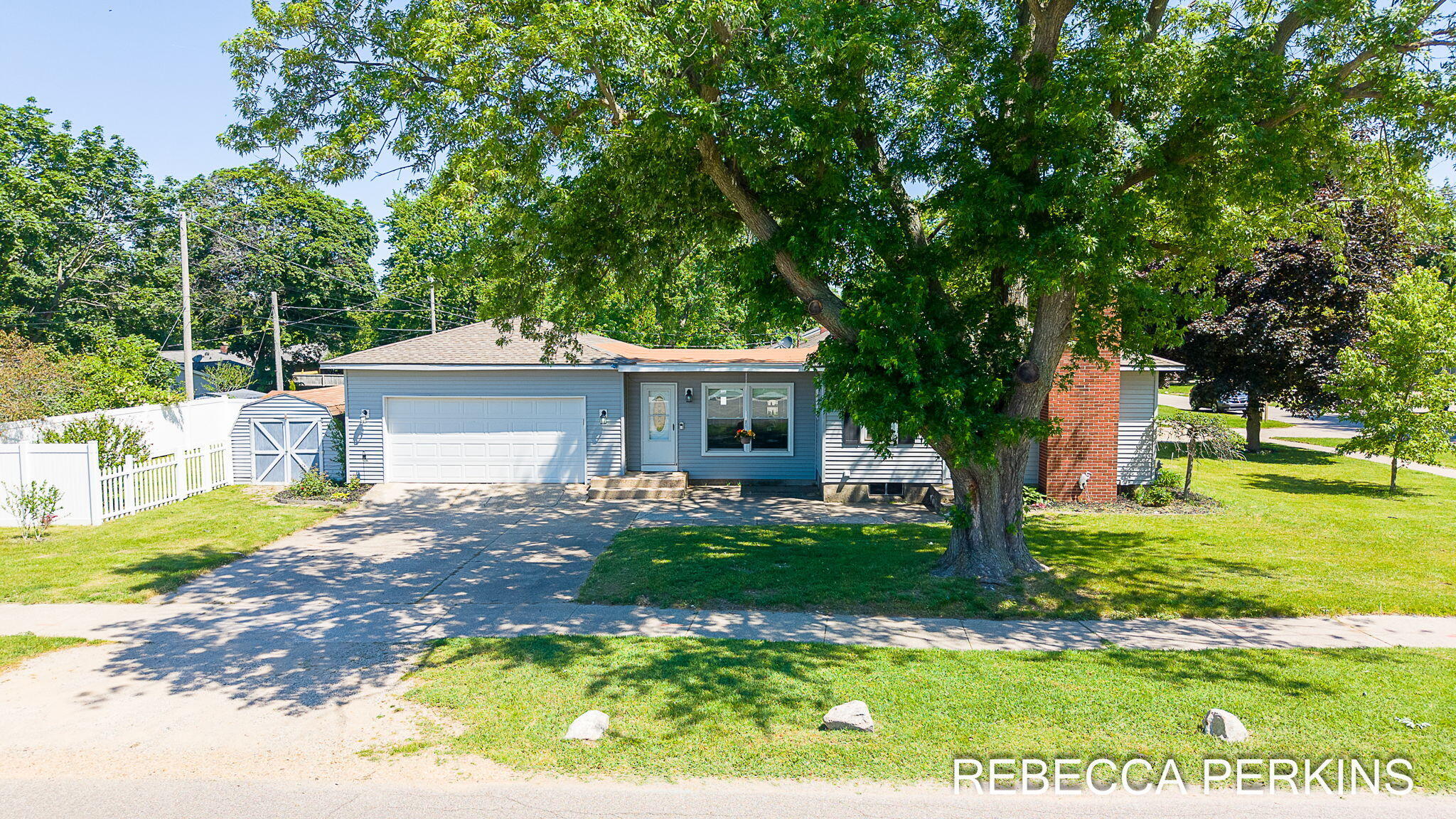 286 Dartmouth Avenue Holland MI 49423