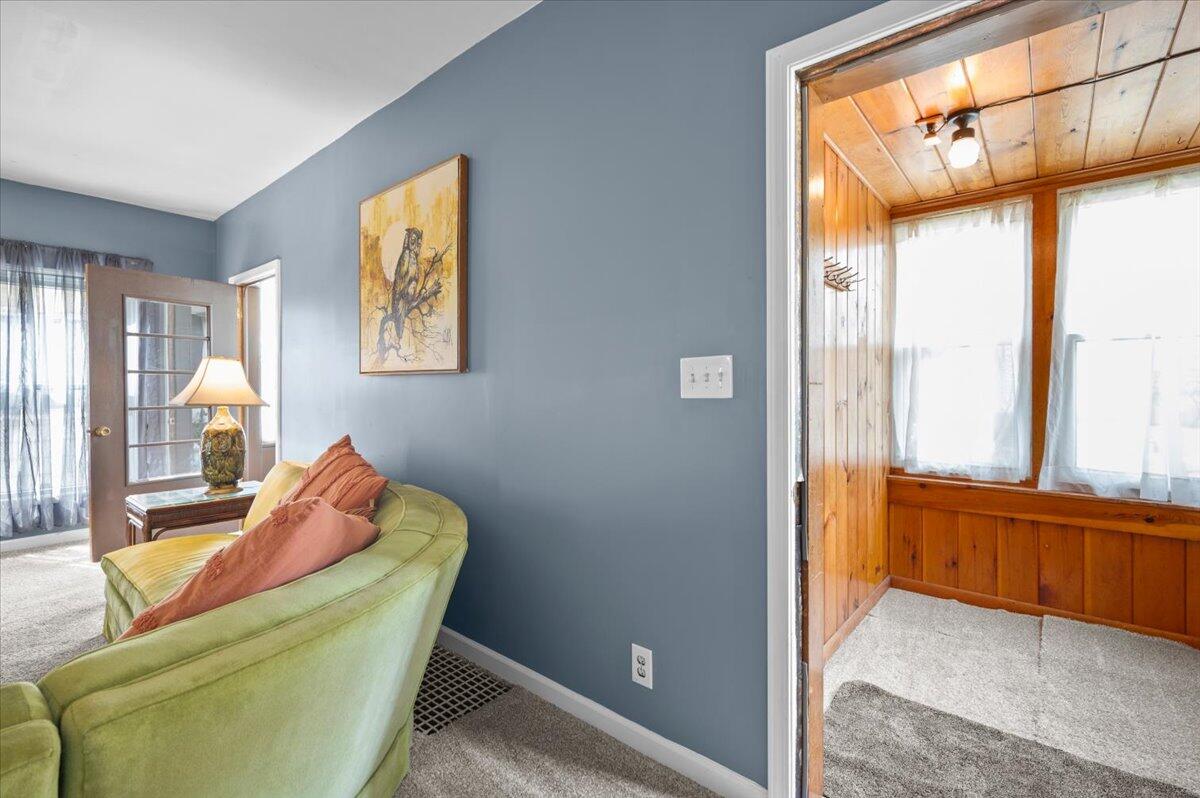 130 Palmer Street NE Grand Rapids MI 49505