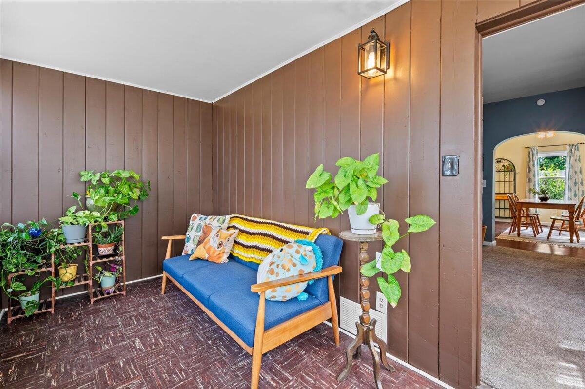 130 Palmer Street NE Grand Rapids MI 49505