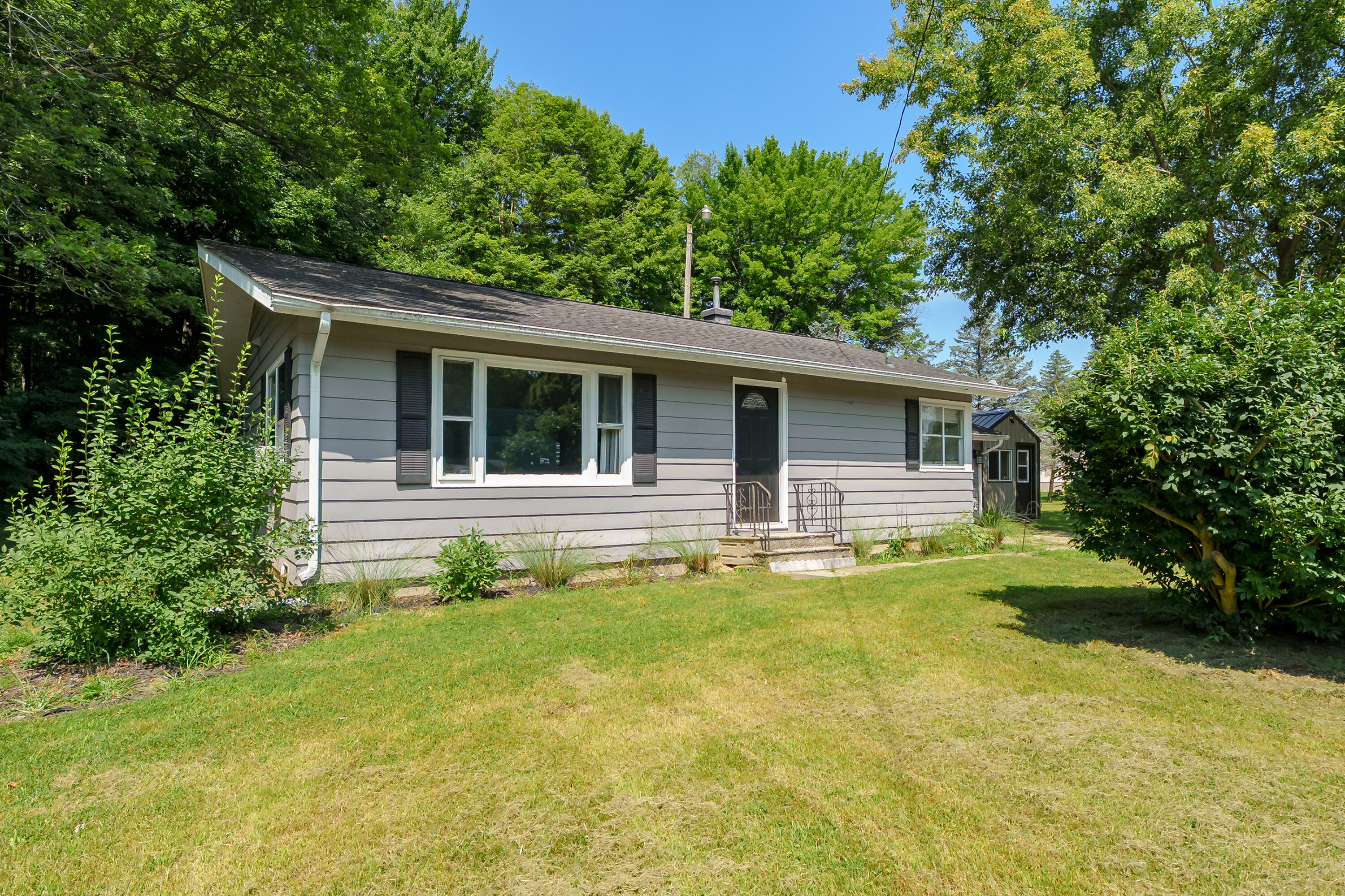 1264 32nd Street Allegan MI 49010