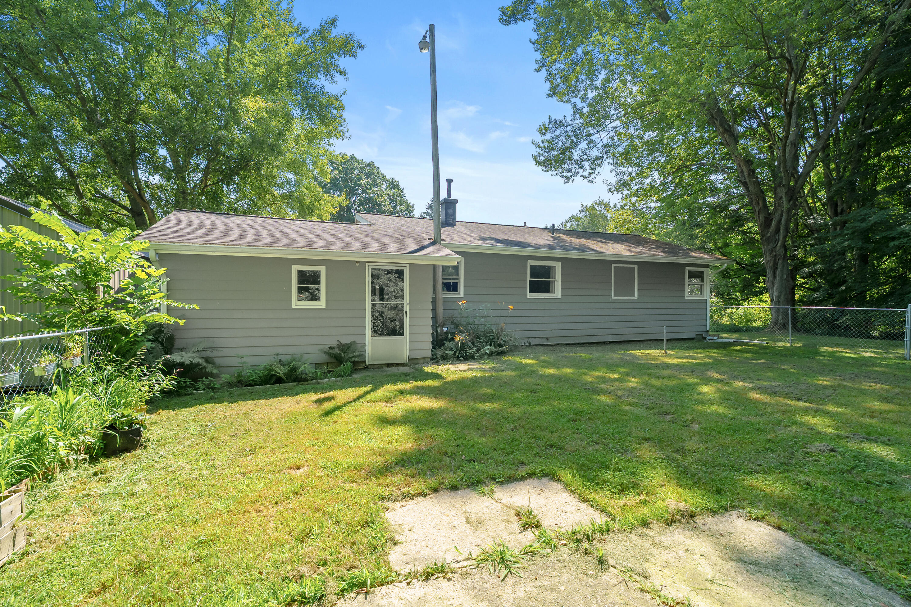 1264 32nd Street Allegan MI 49010
