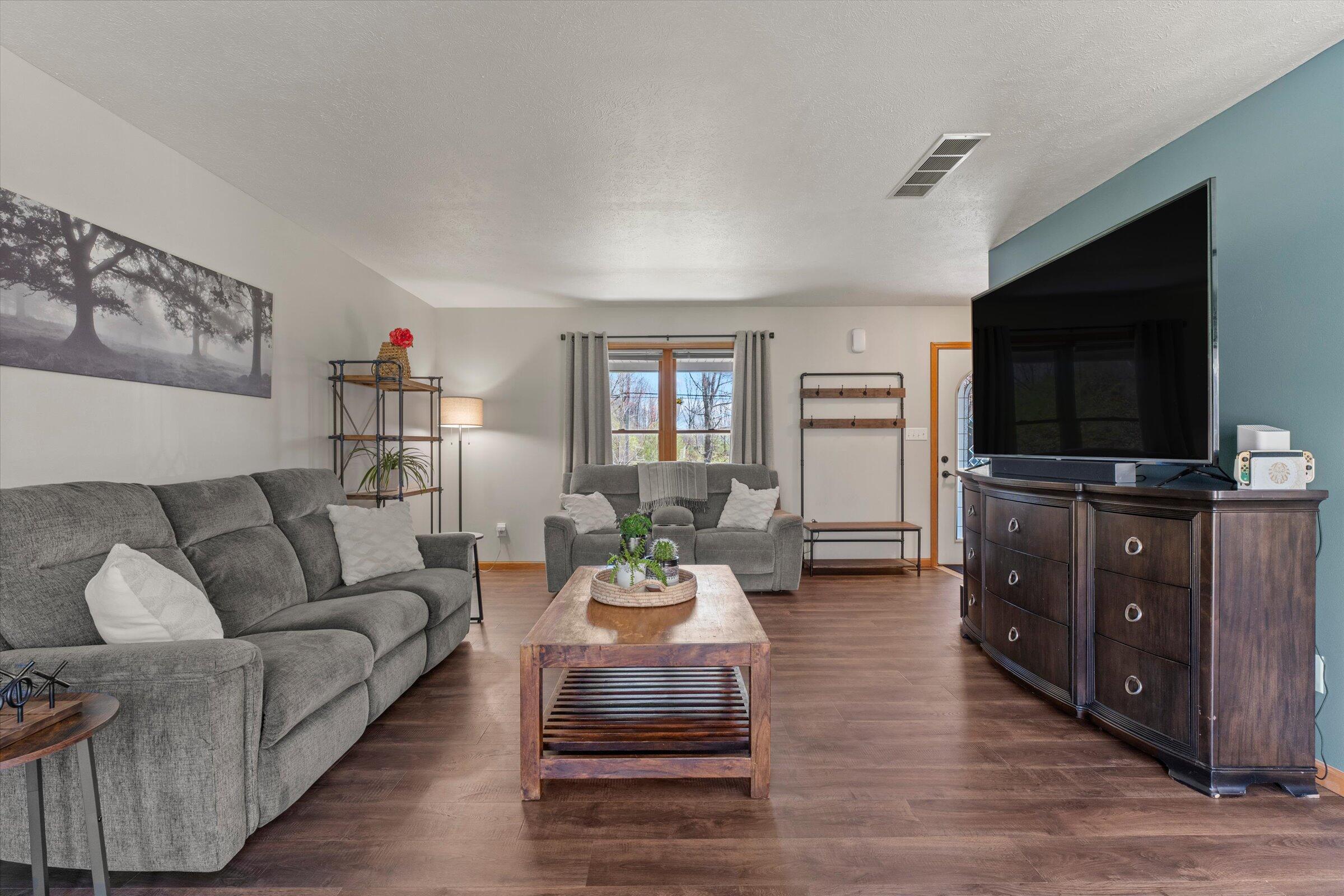 68600 Christiana Lake Road Edwardsburg MI 49112
