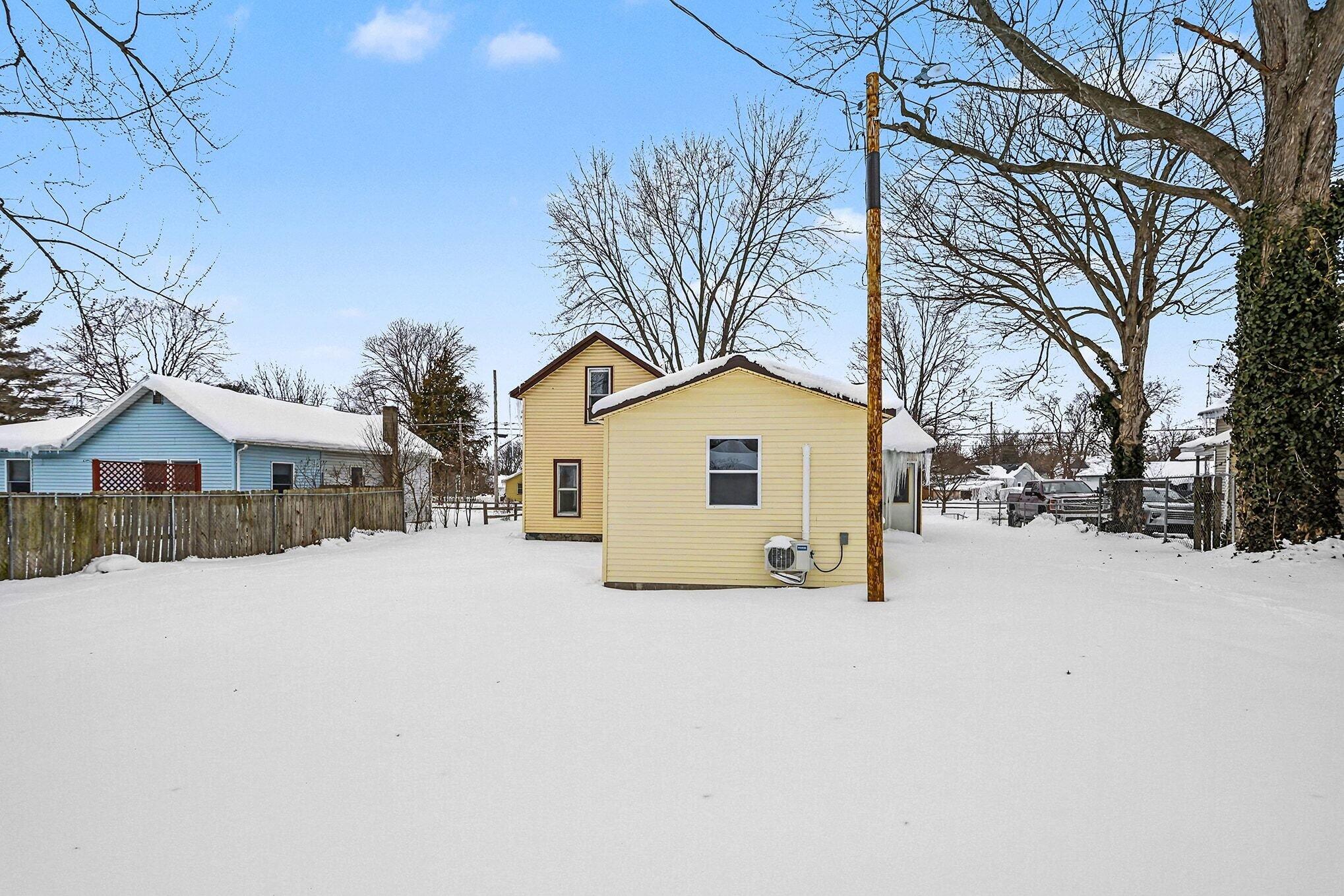 412 Oak Street Dowagiac MI 49047