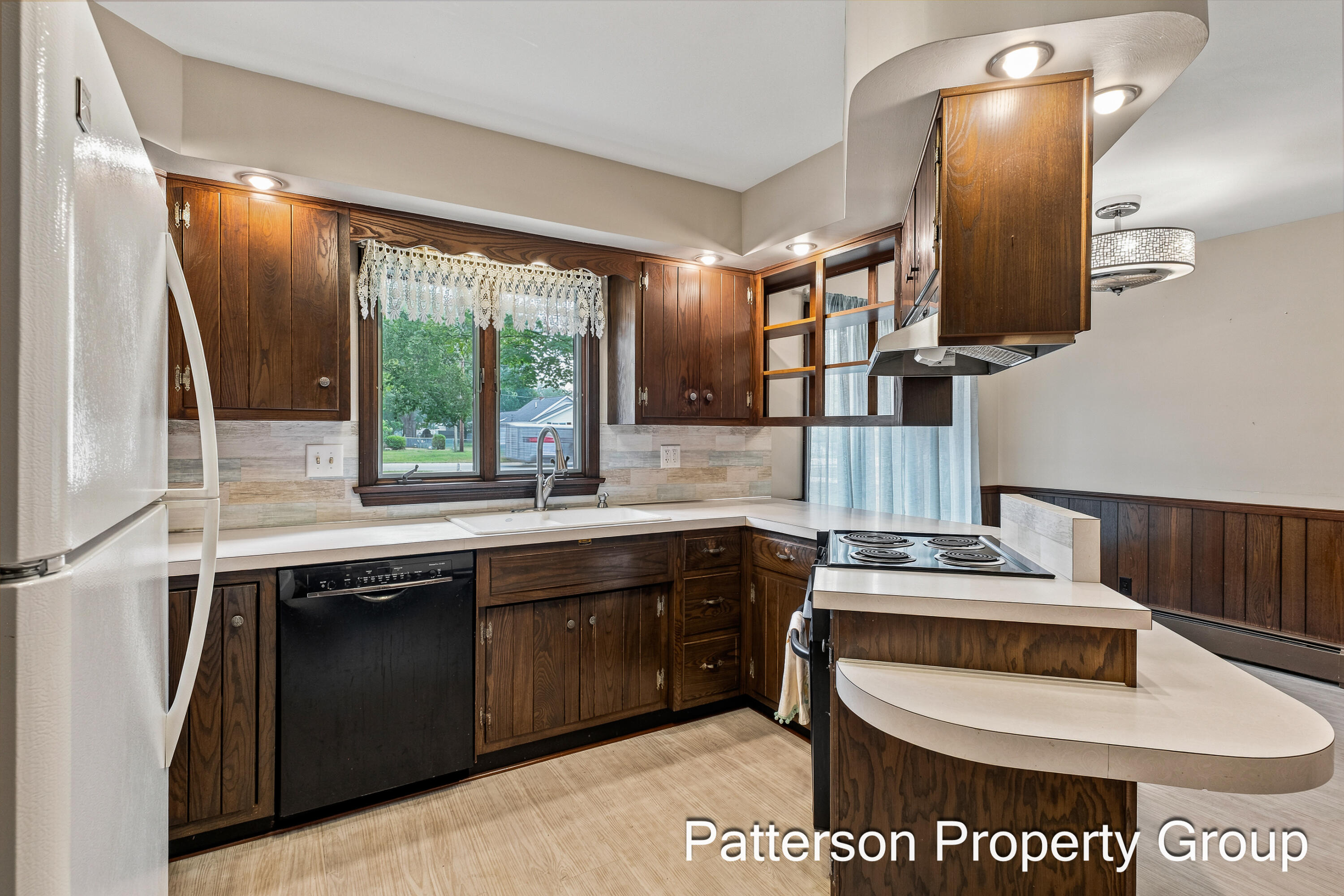 5087 Lake Harbor Road Norton Shores MI 49441