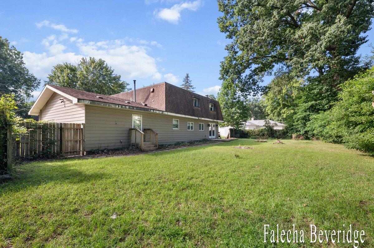 6989 Hiawatha Drive Coloma MI 49038