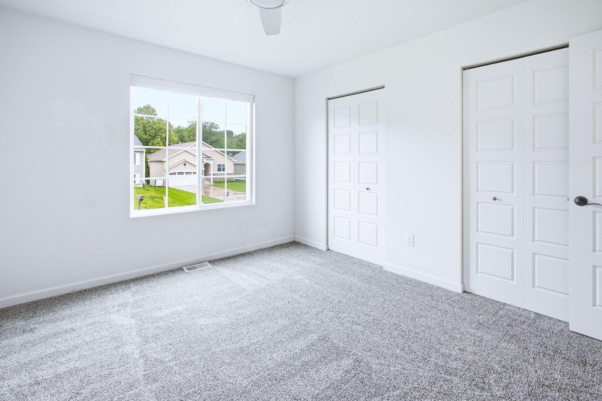 557 Swan River Drive Benton Harbor MI 49022