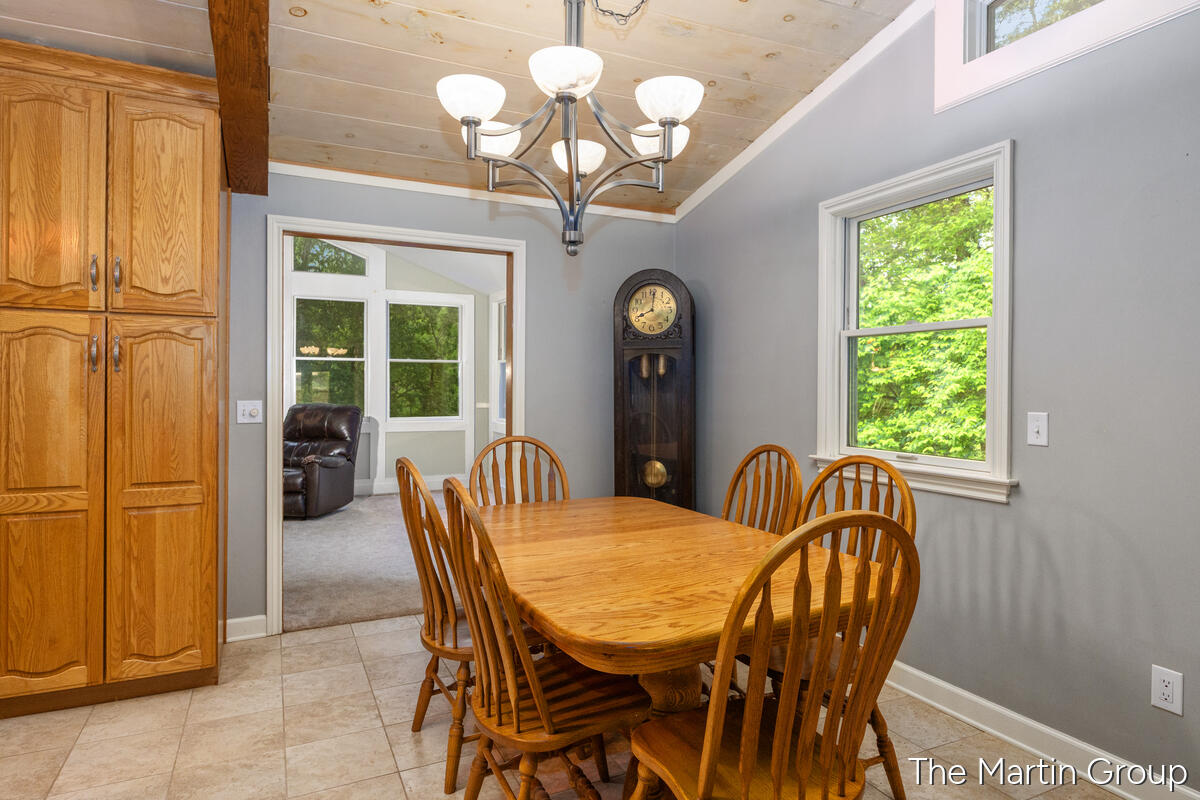 6610 Riga Avenue NE Rockford MI 49341