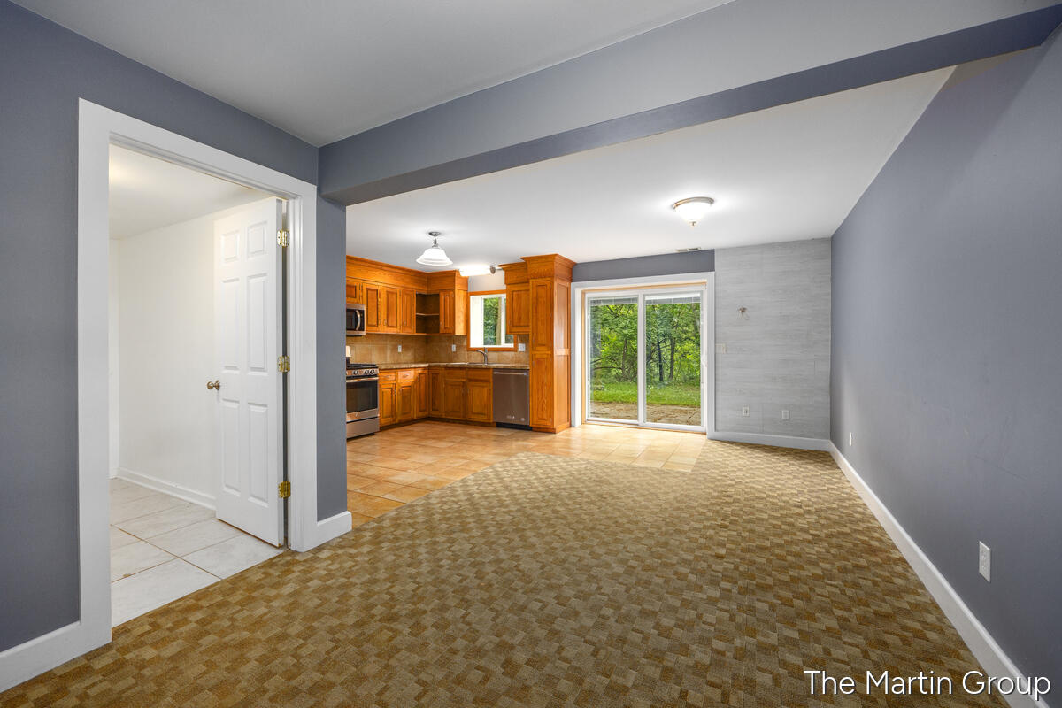 6610 Riga Avenue NE Rockford MI 49341