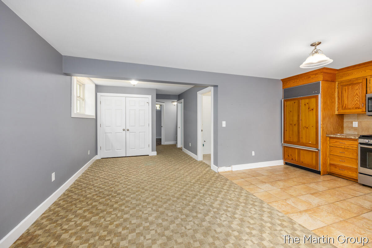 6610 Riga Avenue NE Rockford MI 49341