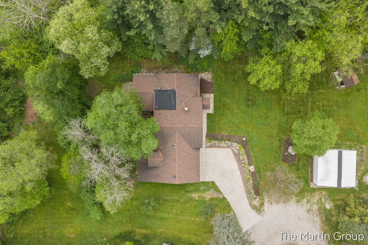 6610 Riga Avenue NE Rockford MI 49341