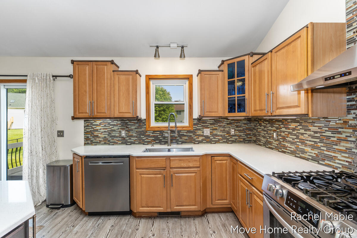 3828 Giddings Avenue SE Grand Rapids MI 49508