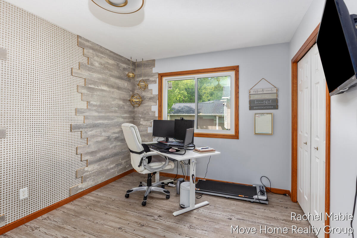 3828 Giddings Avenue SE Grand Rapids MI 49508