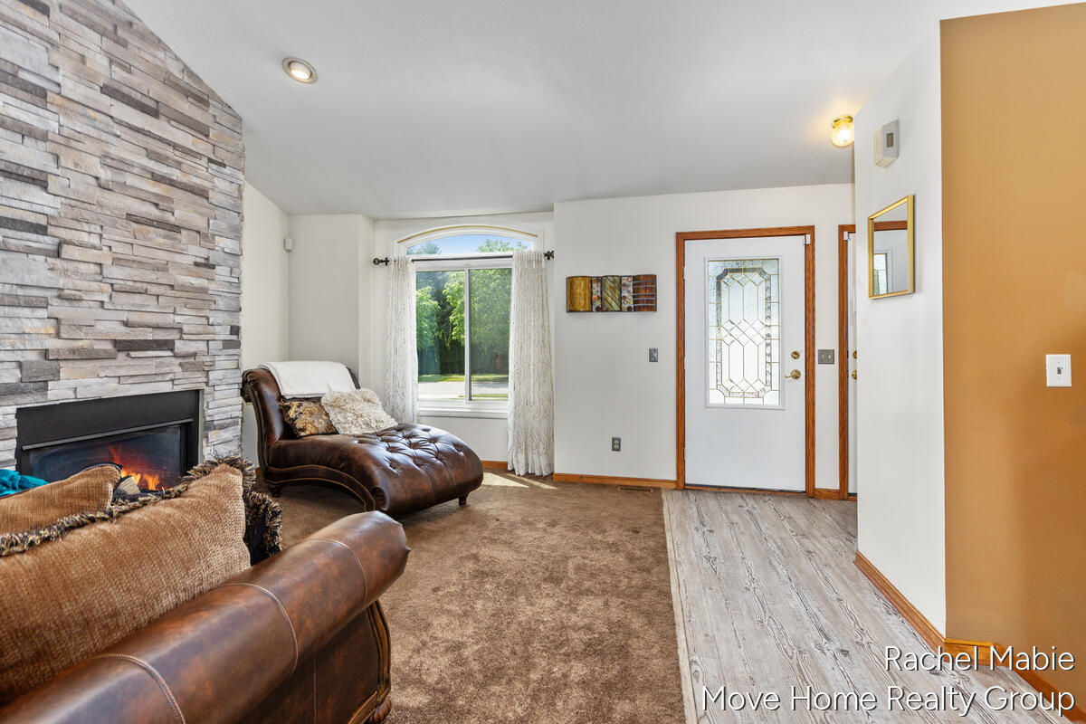 3828 Giddings Avenue SE Grand Rapids MI 49508