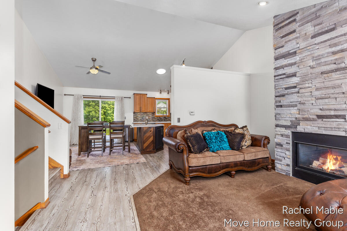 3828 Giddings Avenue SE Grand Rapids MI 49508