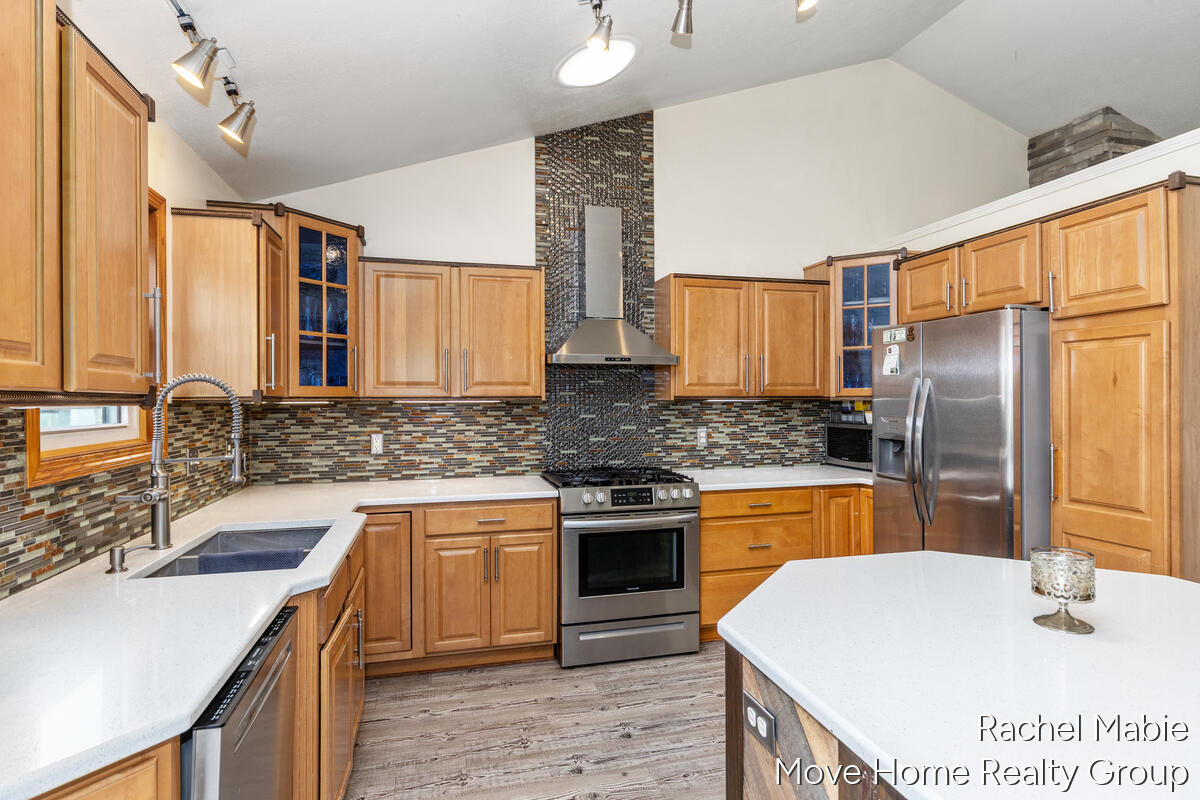 3828 Giddings Avenue SE Grand Rapids MI 49508