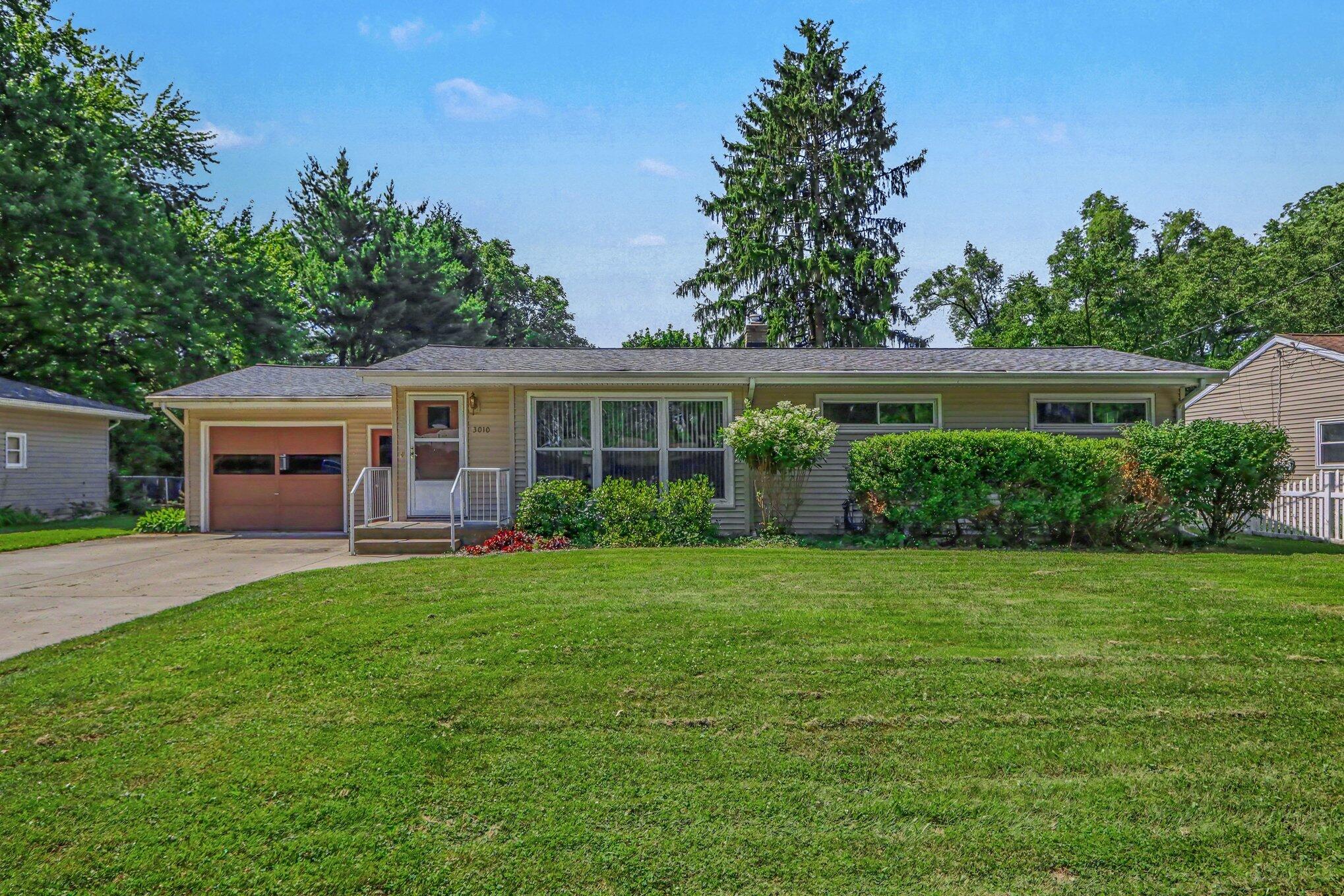 3010 Glenhaven Avenue Kalamazoo MI 49004