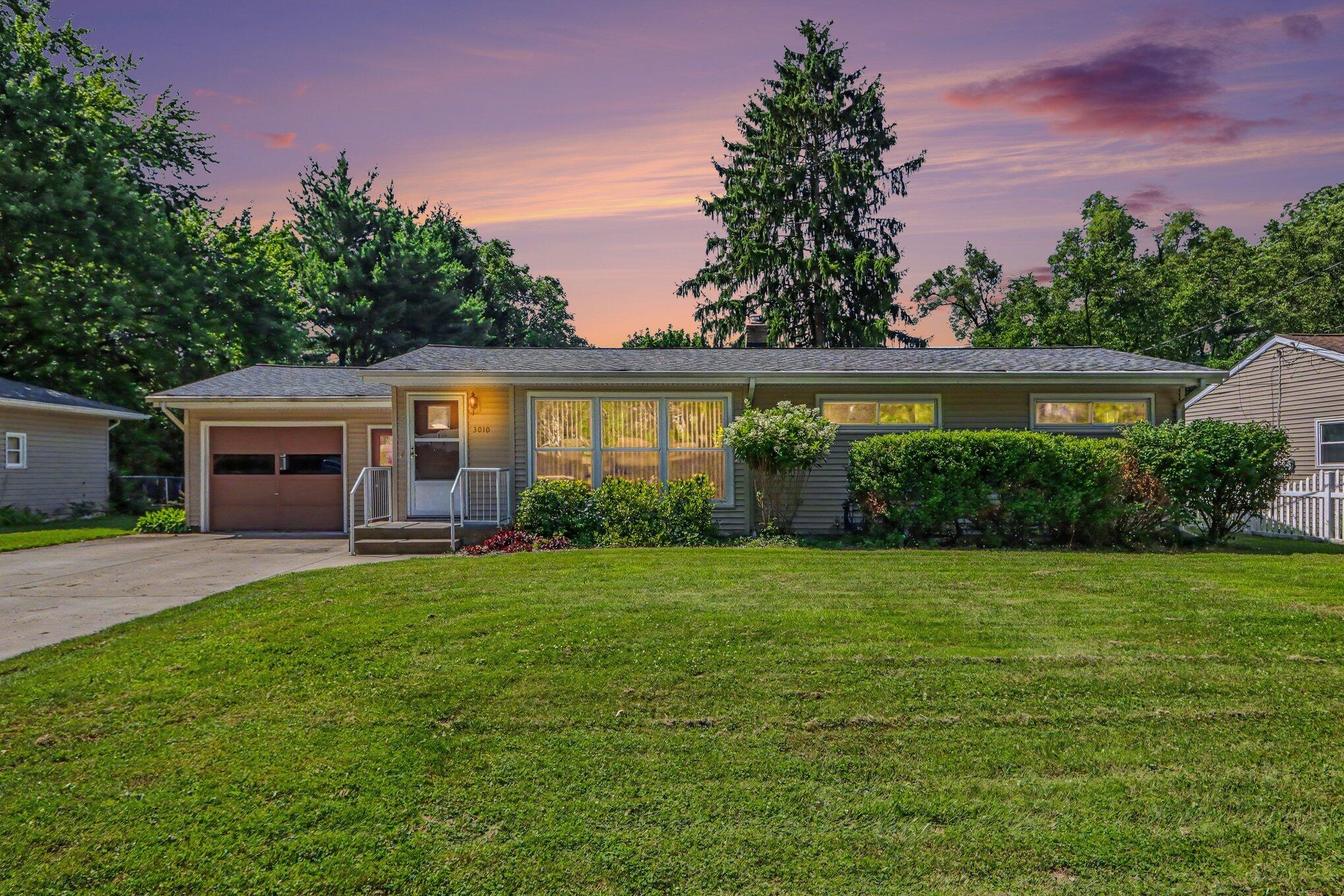 3010 Glenhaven Avenue Kalamazoo MI 49004