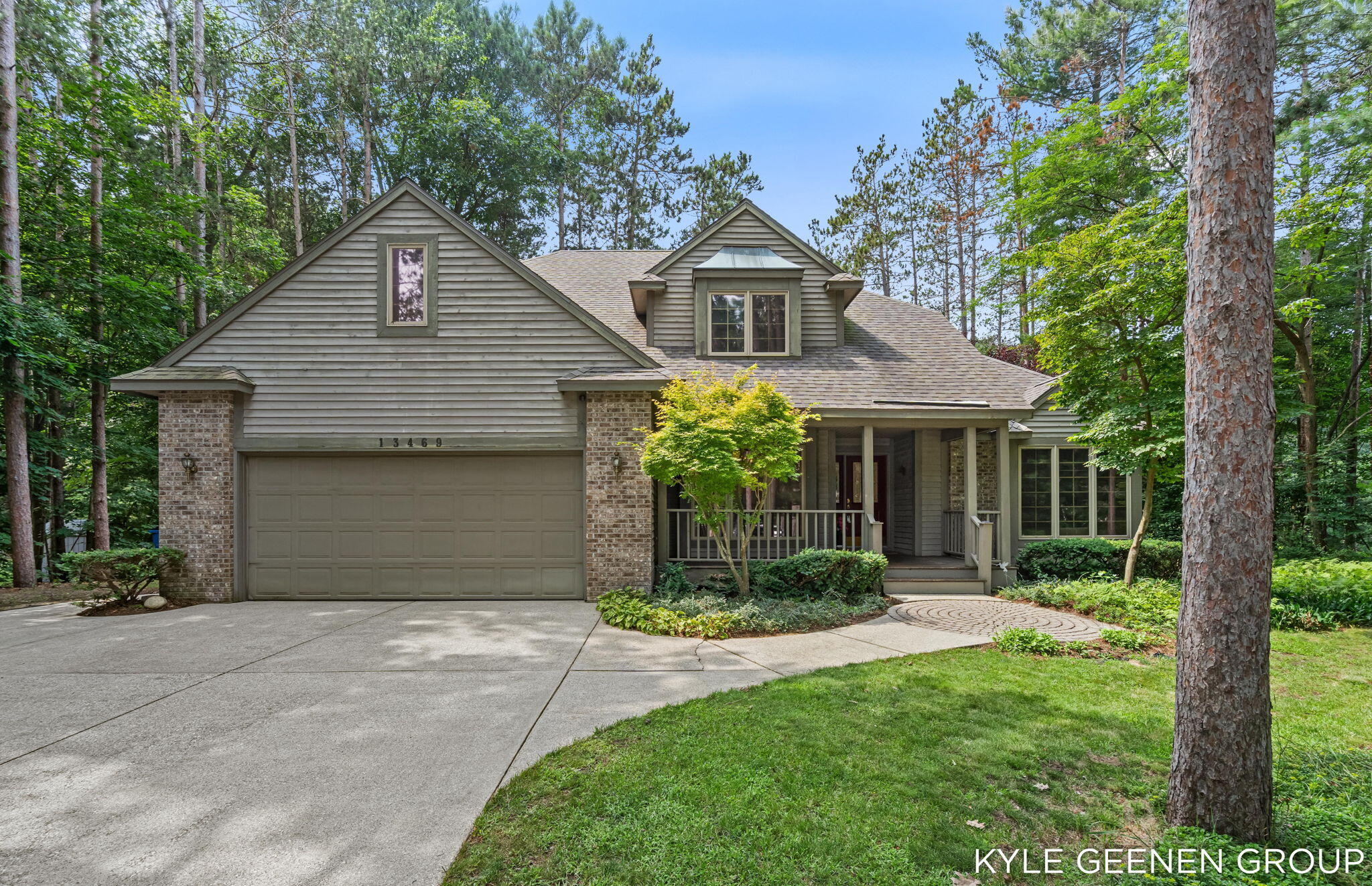 13469 Redbird Lane Grand Haven MI 49417