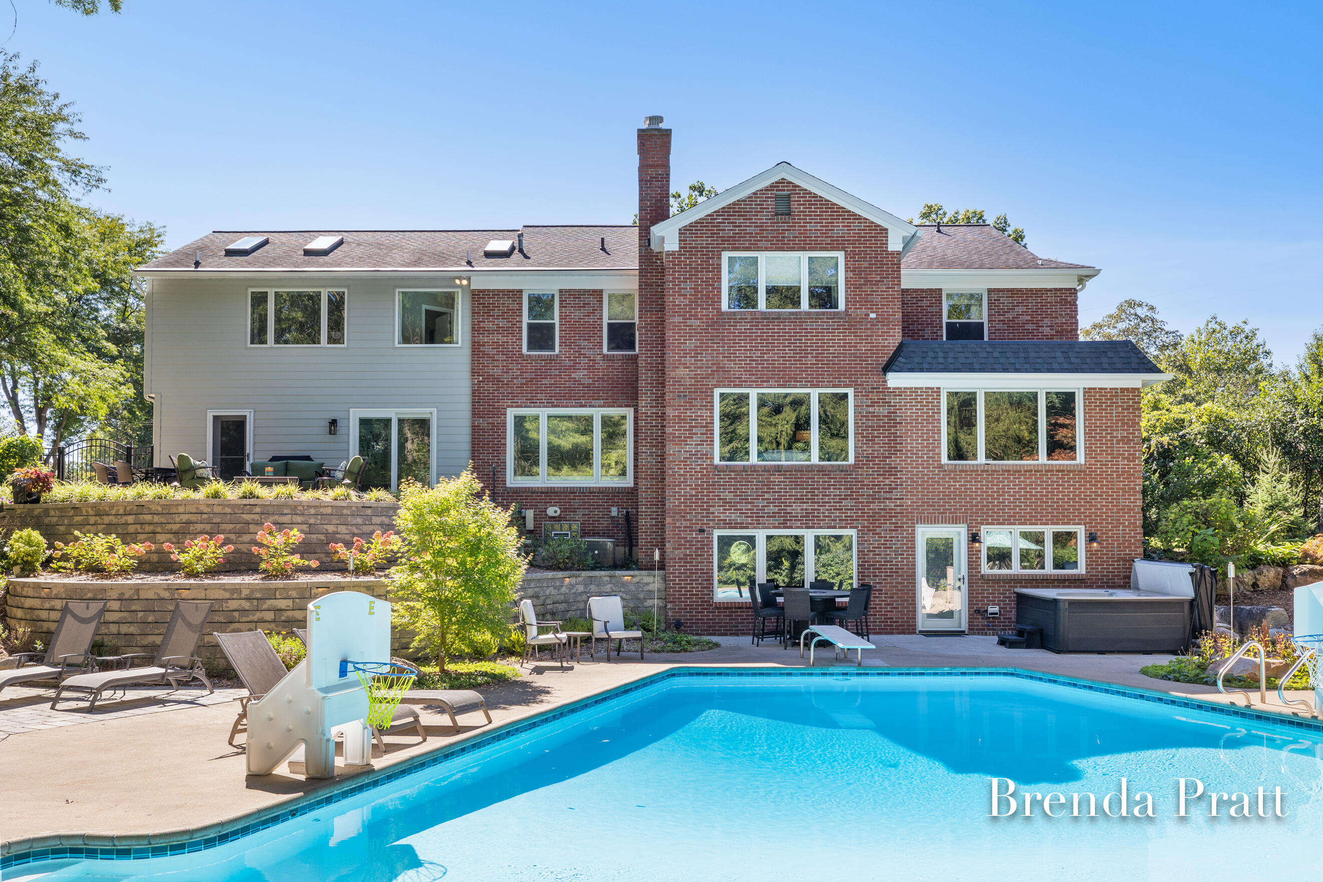 3131 SE Southshire Avenue SE East Grand Rapids MI 49506