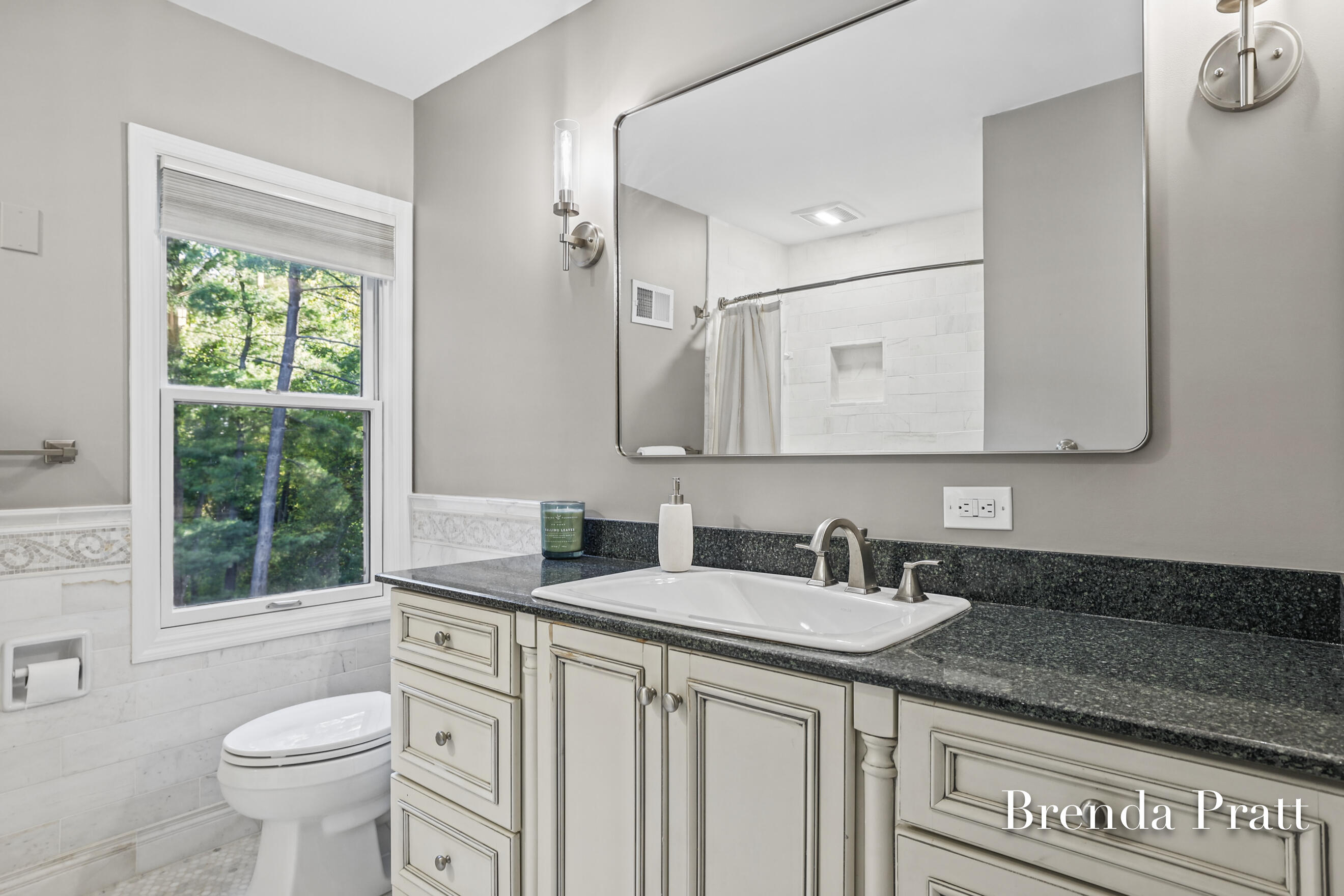 3131 SE Southshire Avenue SE East Grand Rapids MI 49506