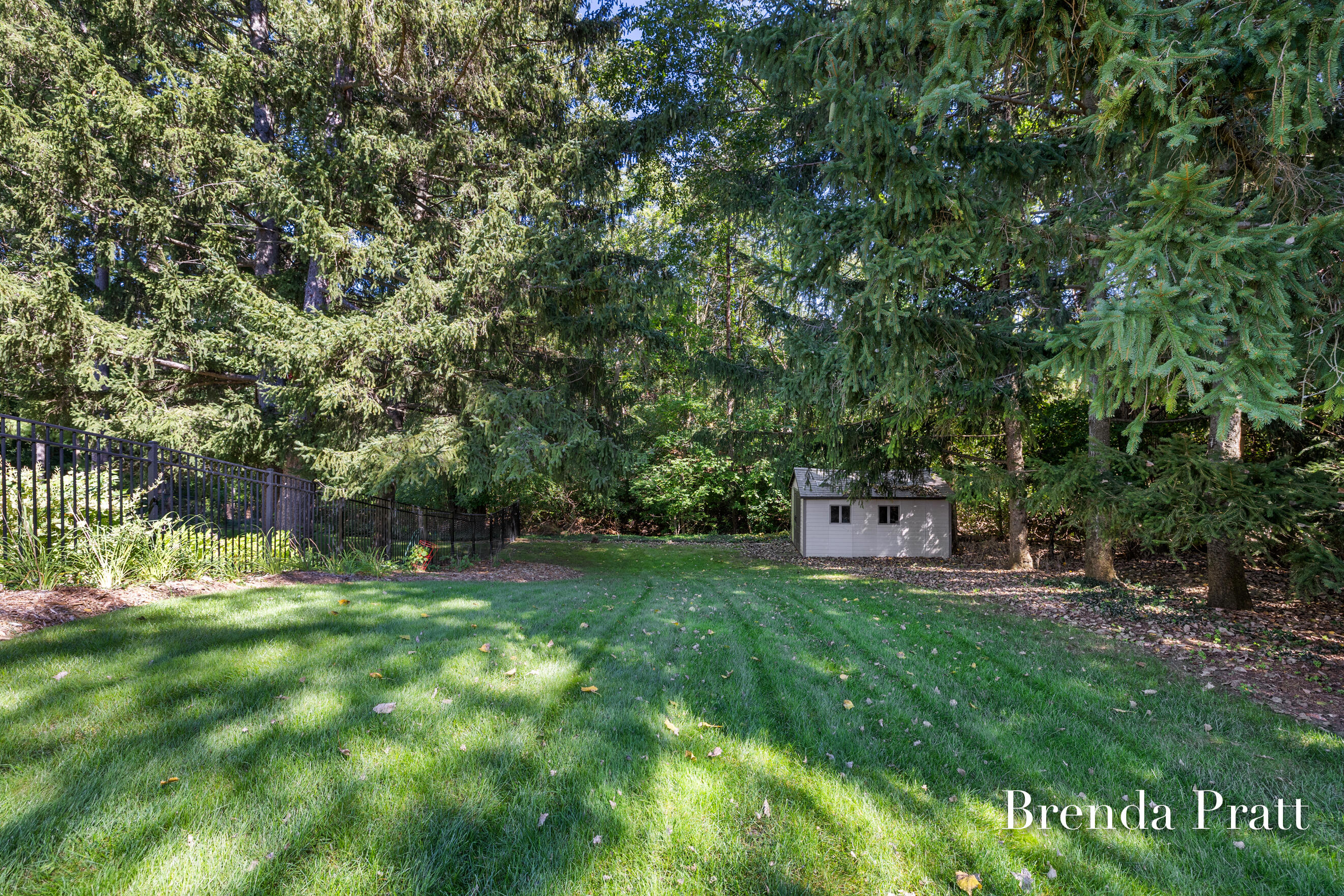 3131 SE Southshire Avenue SE East Grand Rapids MI 49506