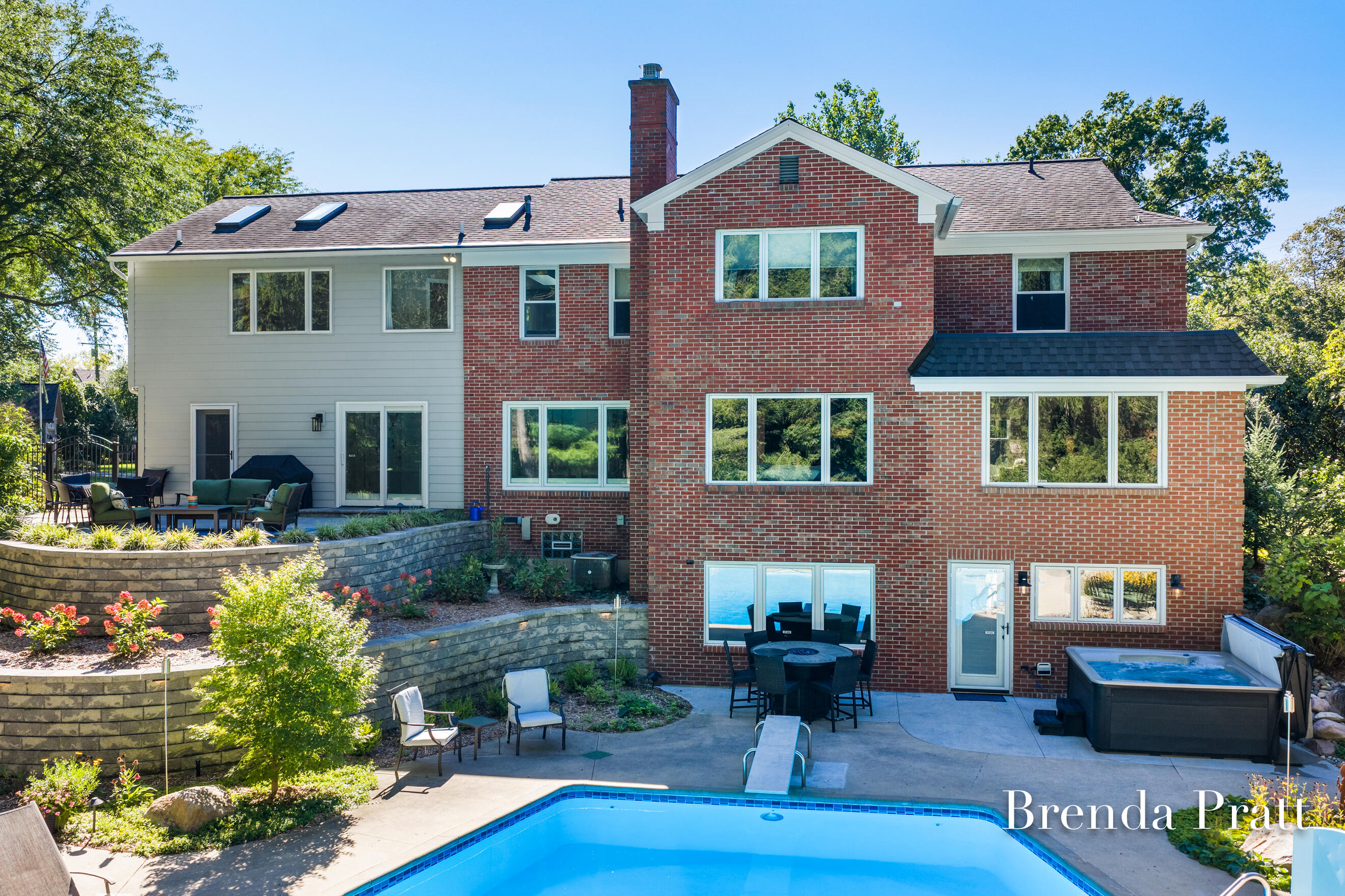 3131 SE Southshire Avenue SE East Grand Rapids MI 49506