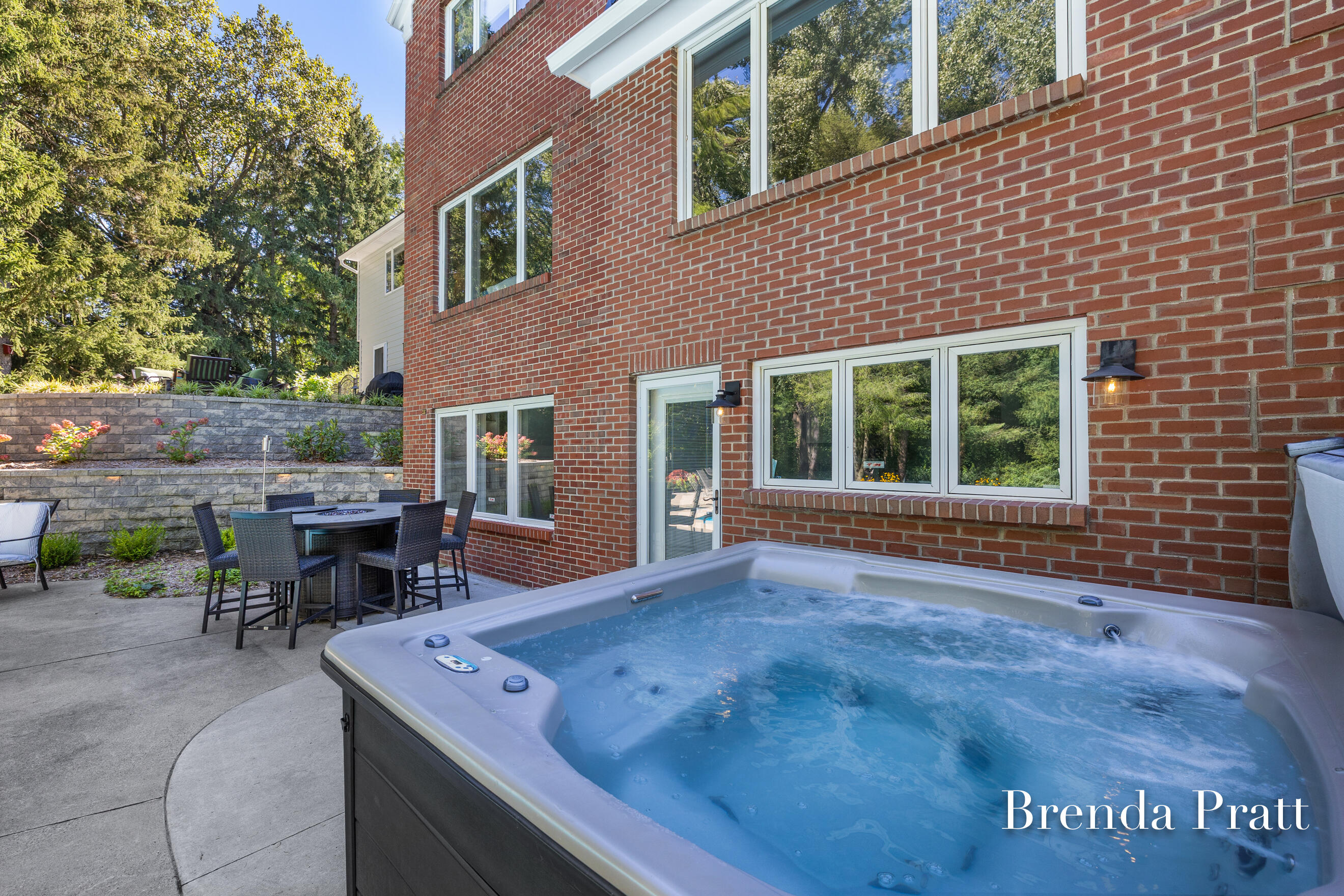 3131 SE Southshire Avenue SE East Grand Rapids MI 49506