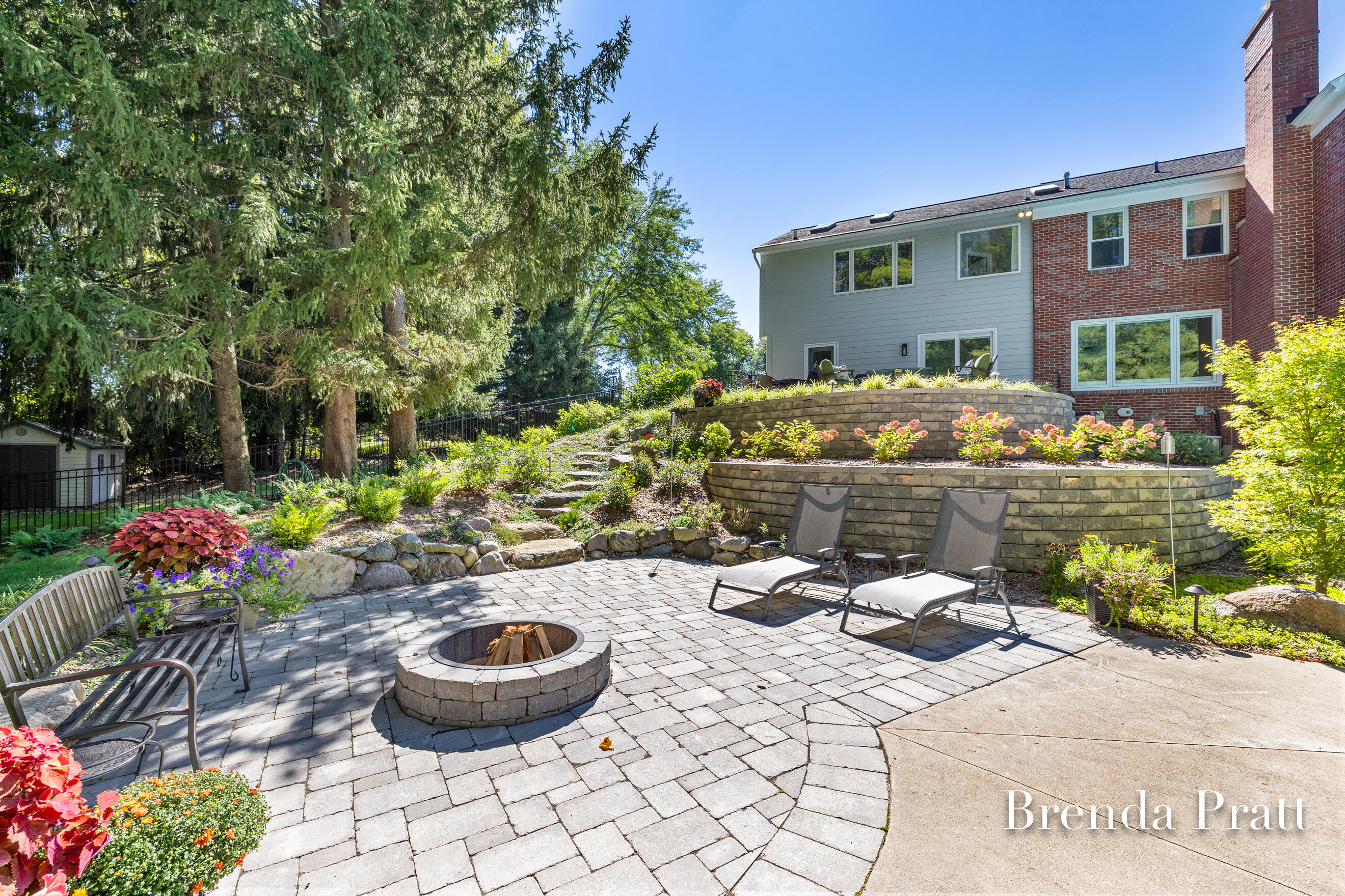 3131 SE Southshire Avenue SE East Grand Rapids MI 49506