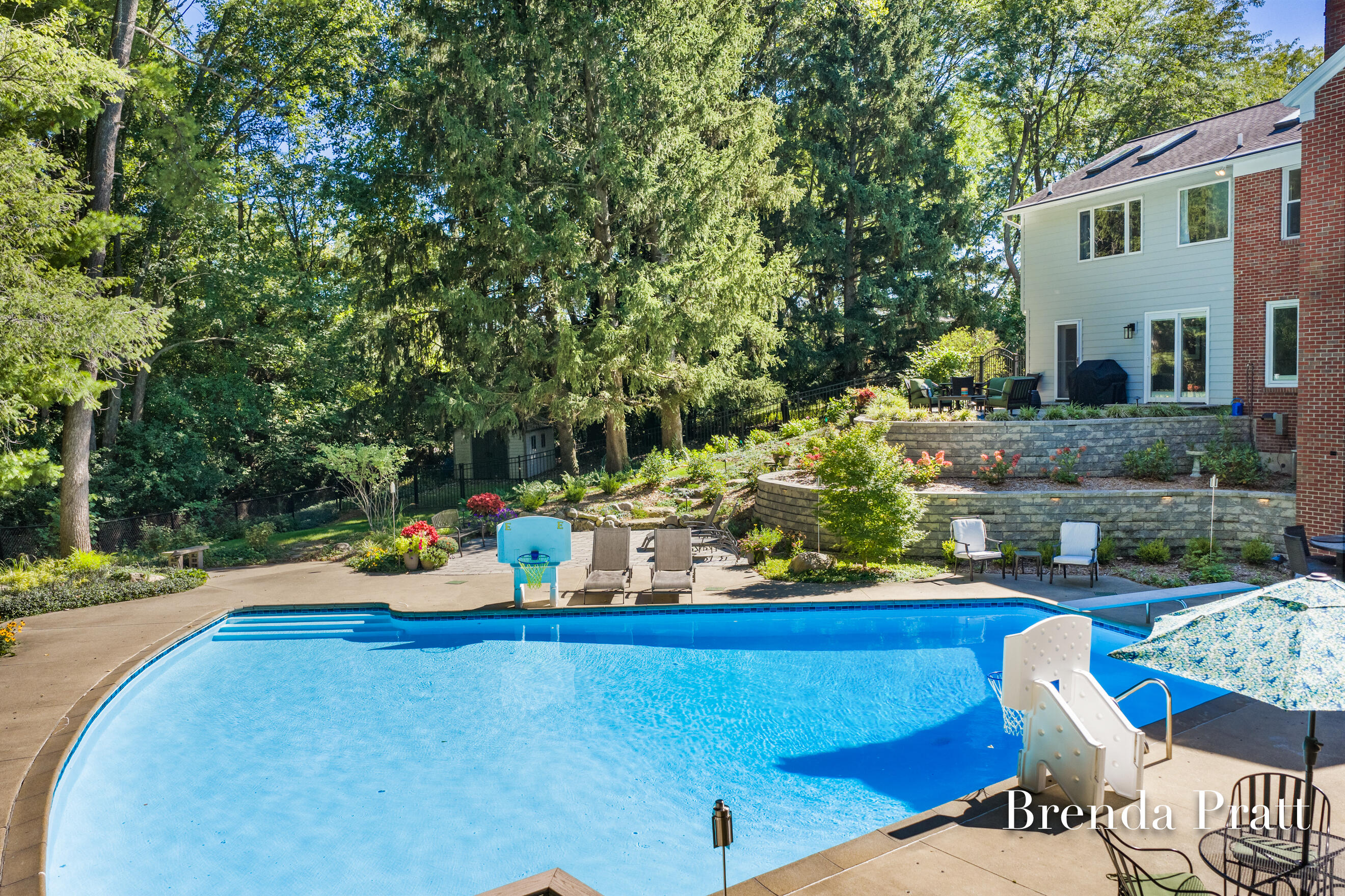3131 SE Southshire Avenue SE East Grand Rapids MI 49506