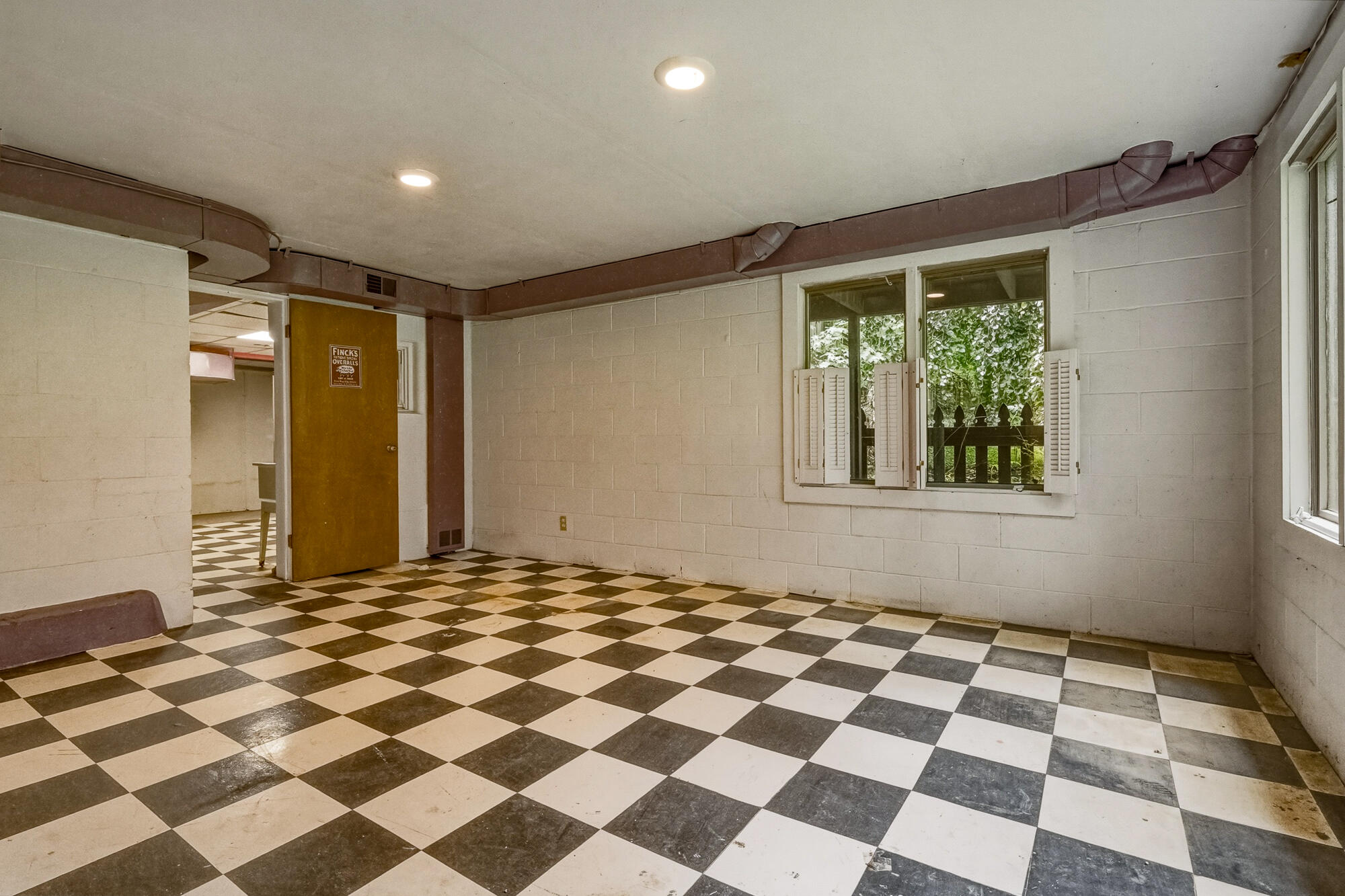3414 Old Colony Road Kalamazoo MI 49008