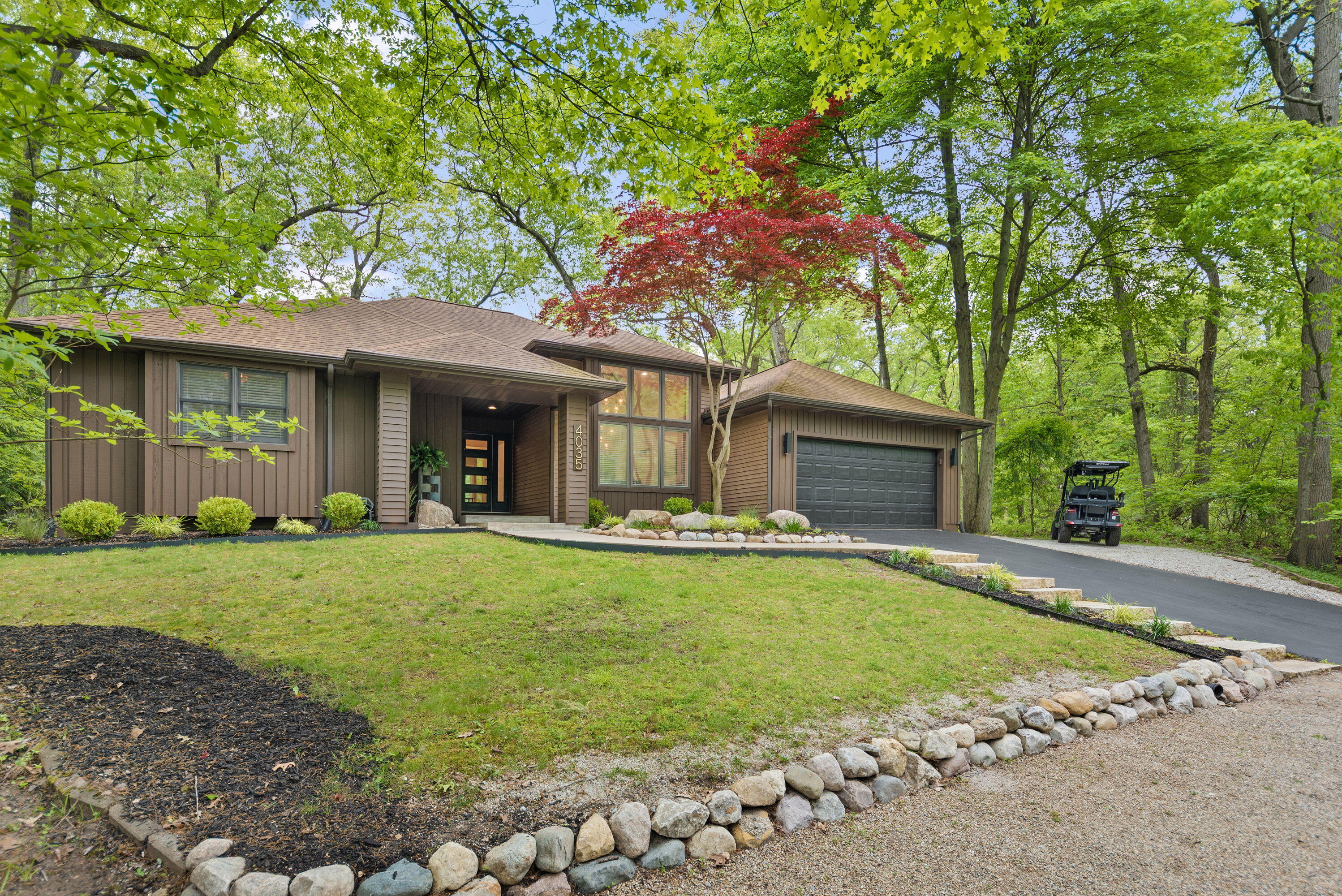 4035 Choctaw Trail New Buffalo MI 49117