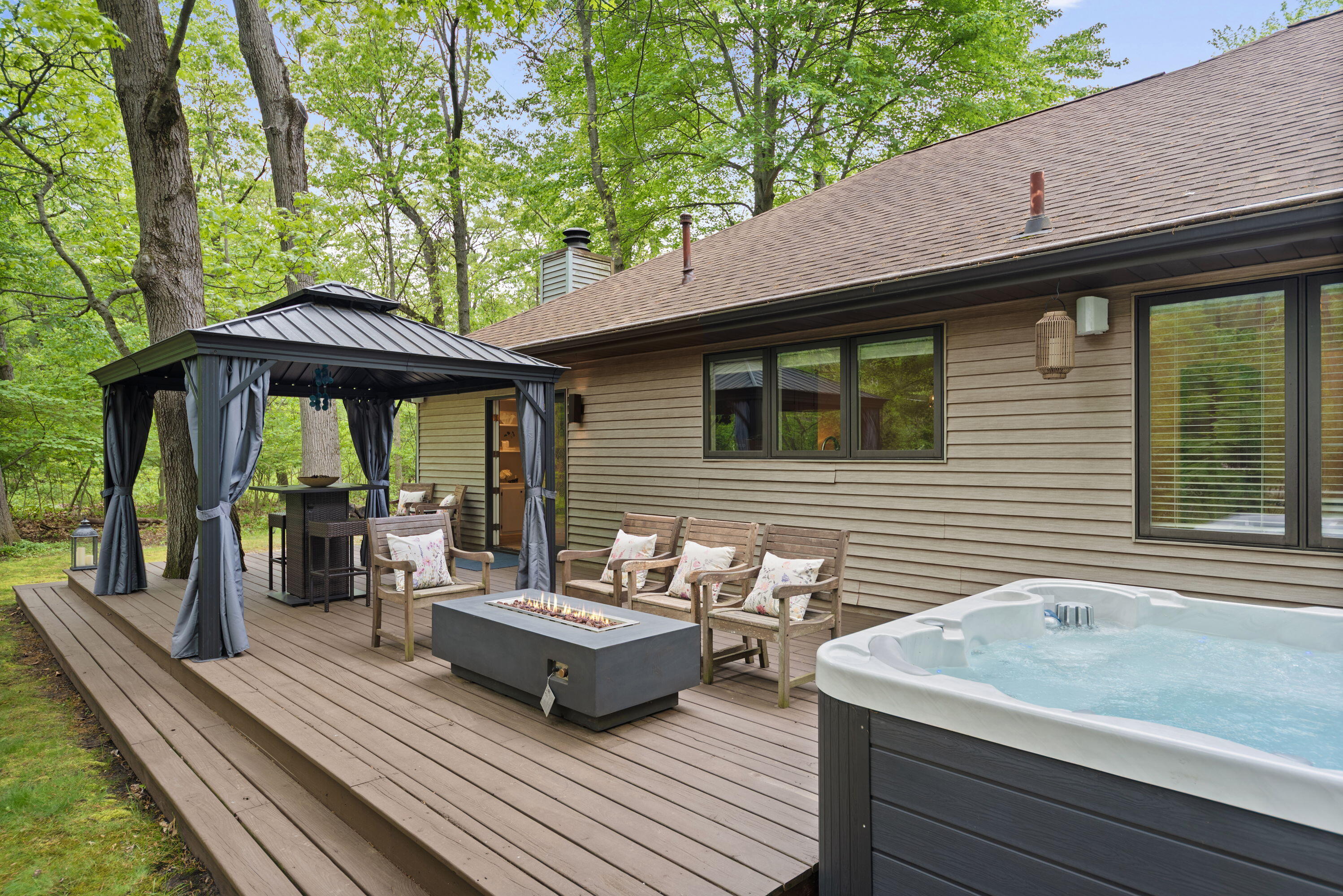 4035 Choctaw Trail New Buffalo MI 49117