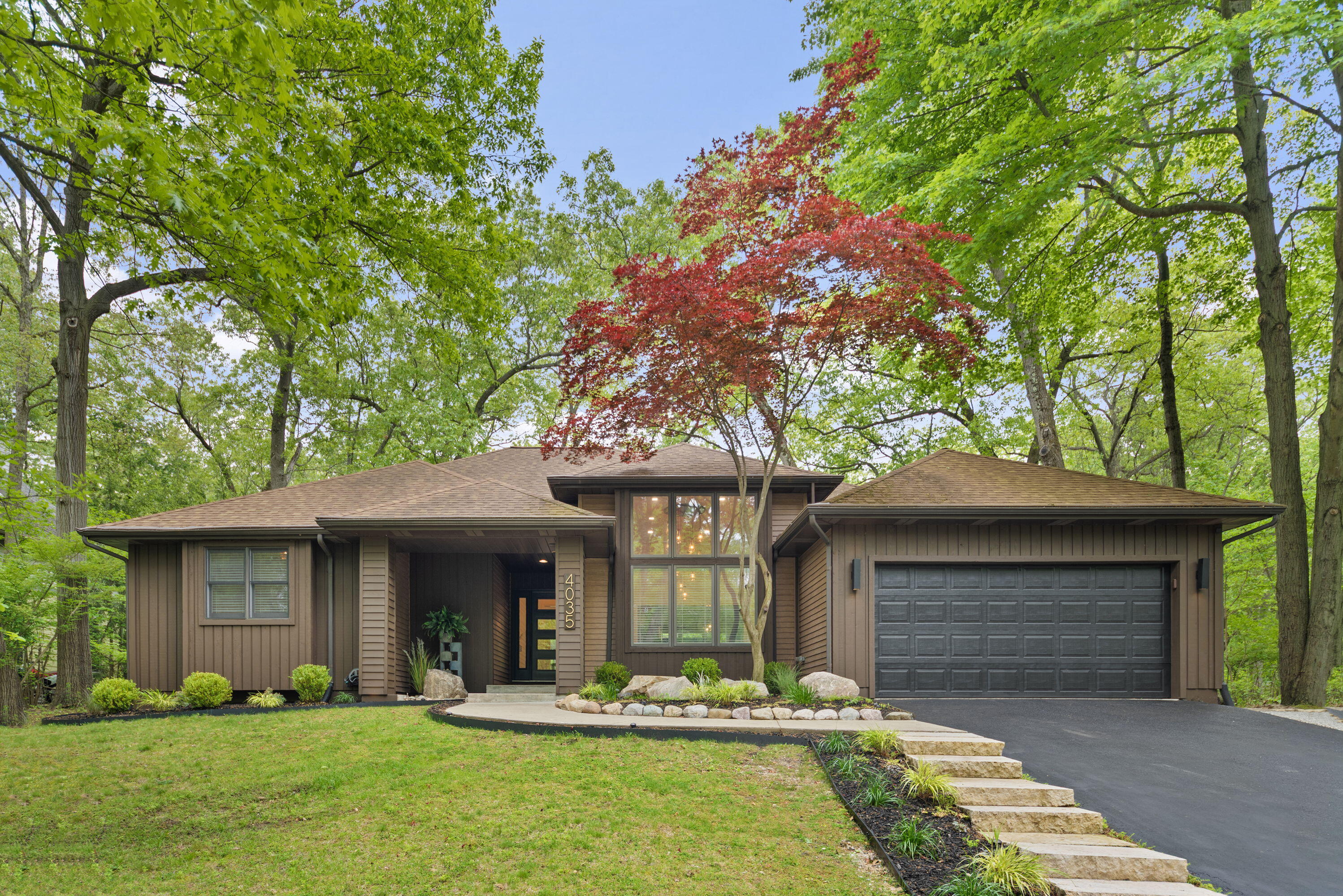 4035 Choctaw Trail New Buffalo MI 49117