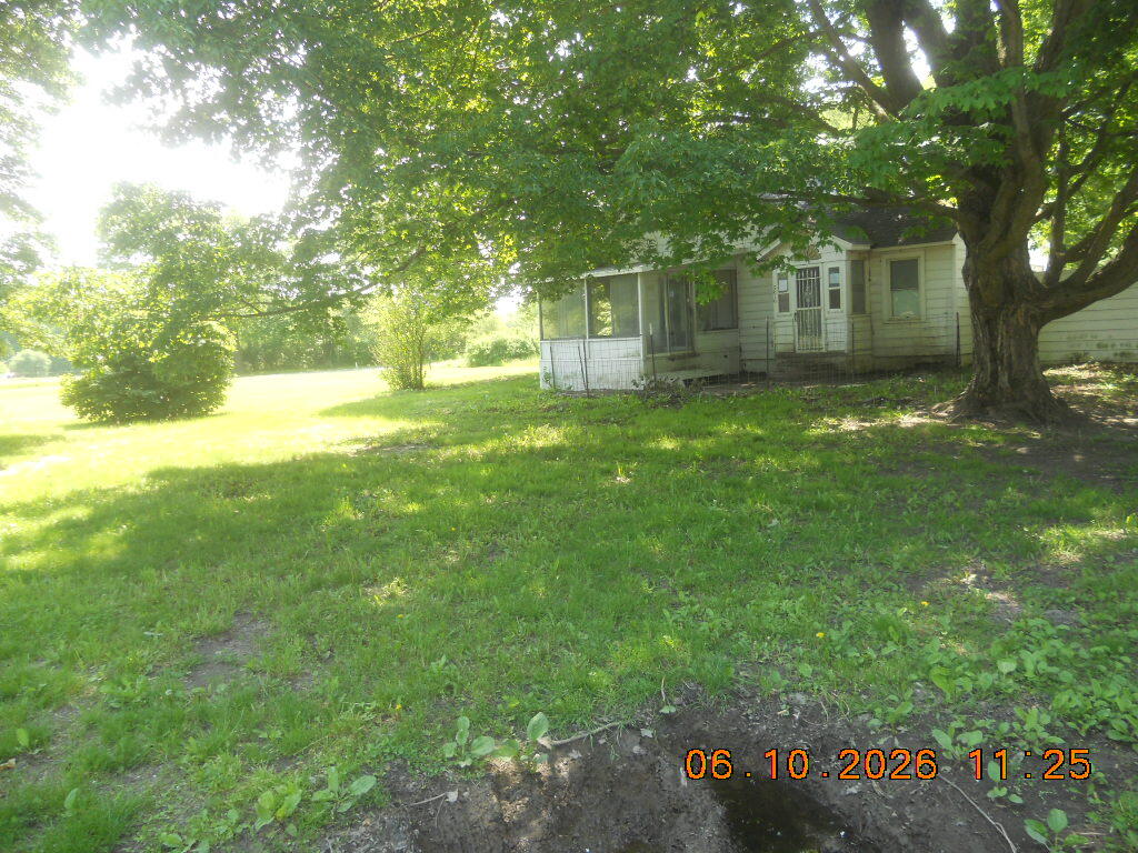 5616 118th Avenue Fennville MI 49408