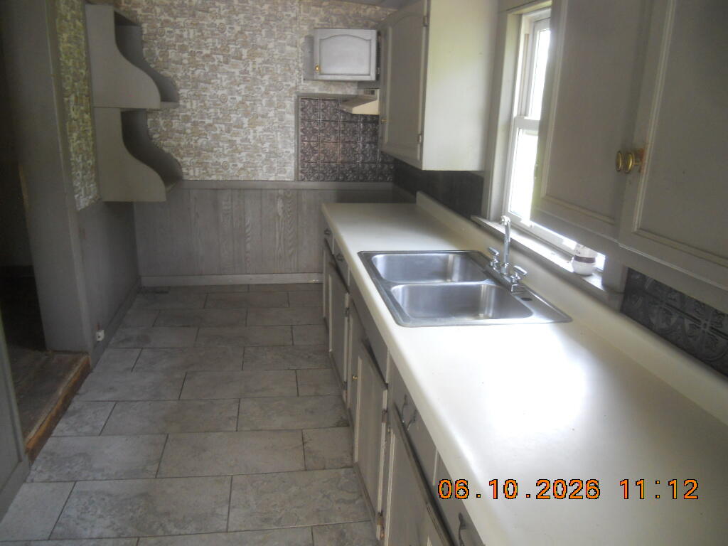 5616 118th Avenue Fennville MI 49408