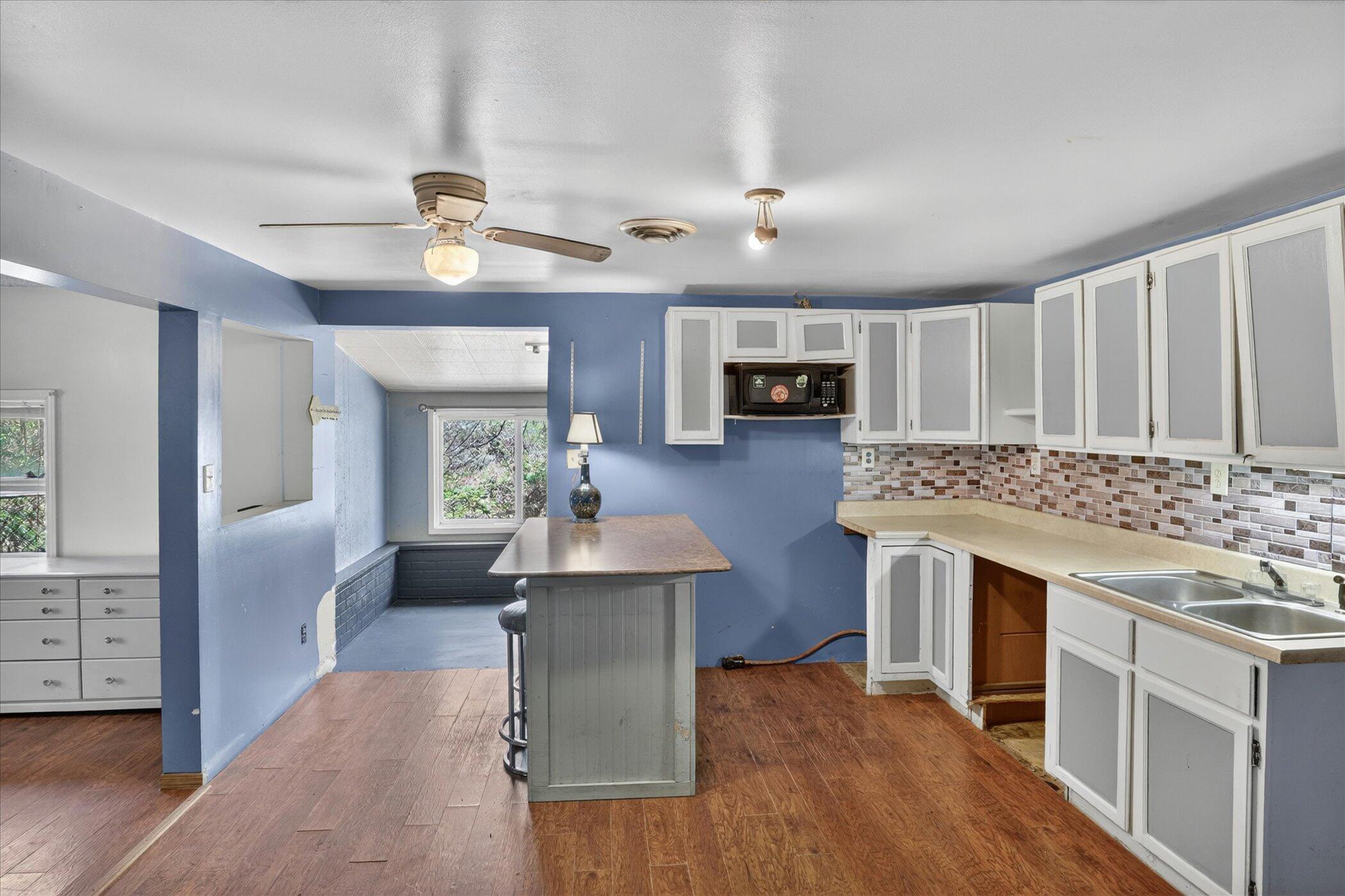 56447 Twin Lakes Road Cassopolis MI 49031