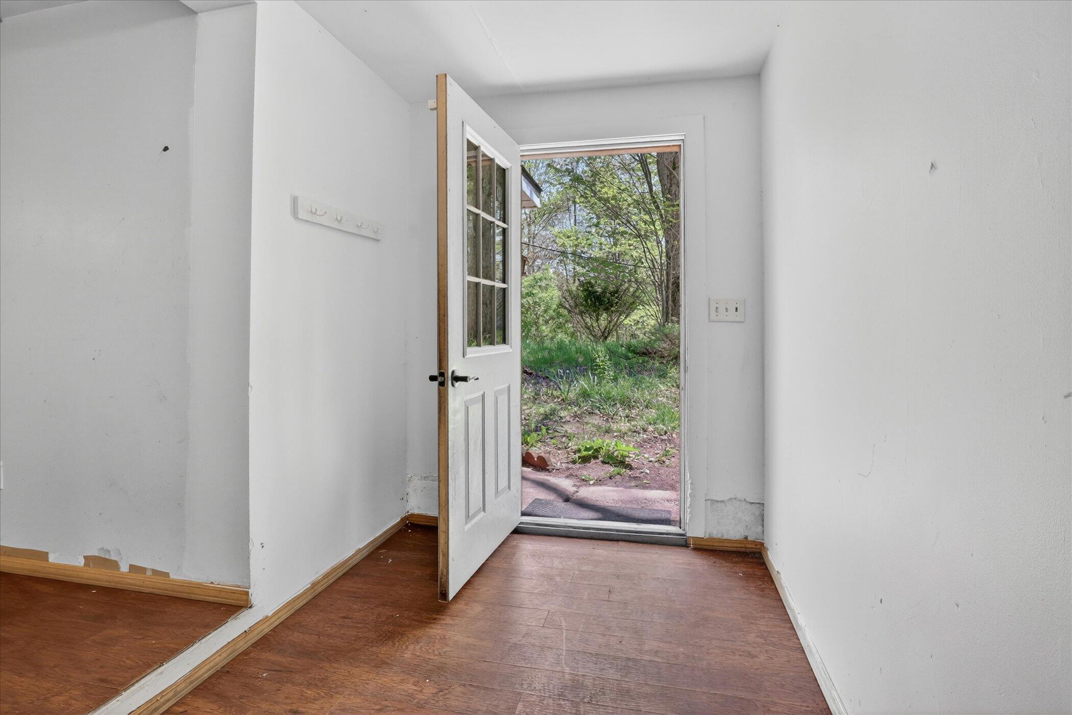 56447 Twin Lakes Road Cassopolis MI 49031