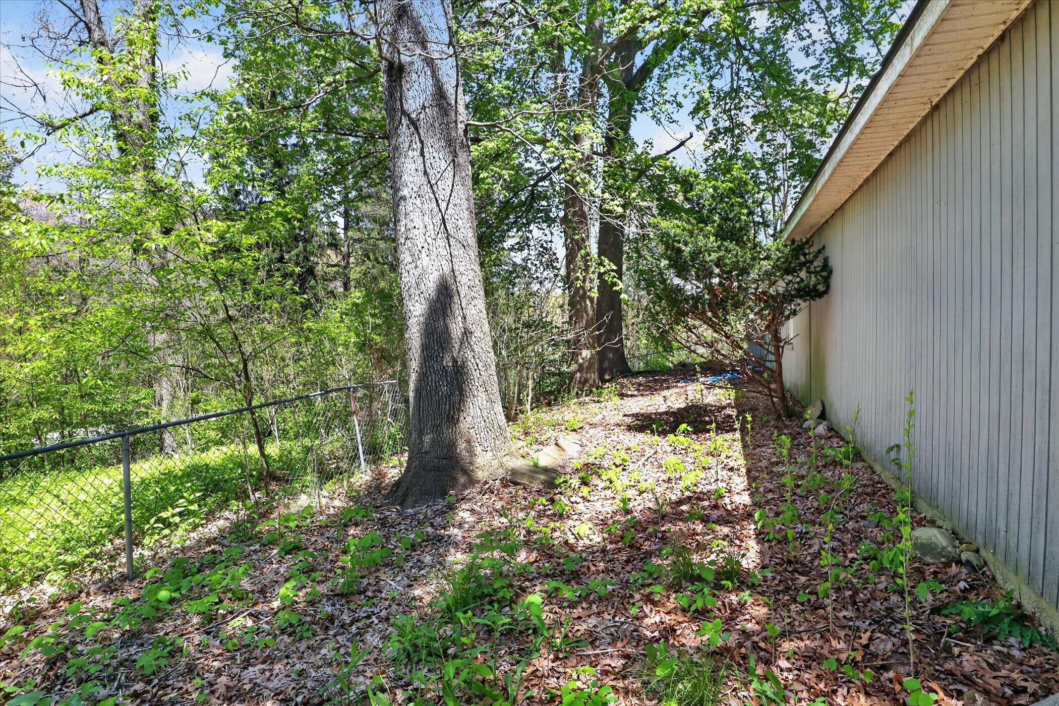 56447 Twin Lakes Road Cassopolis MI 49031