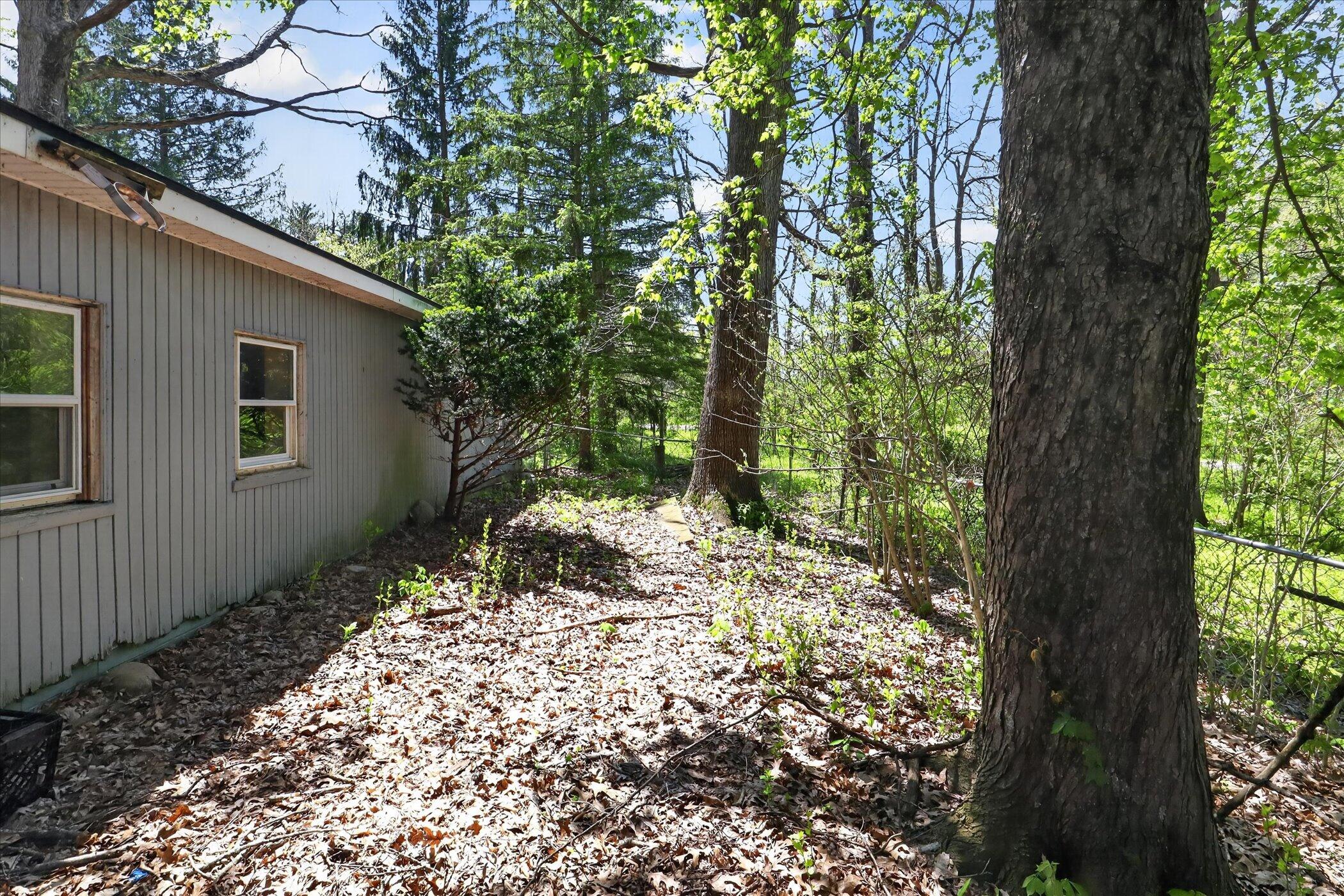 56447 Twin Lakes Road Cassopolis MI 49031