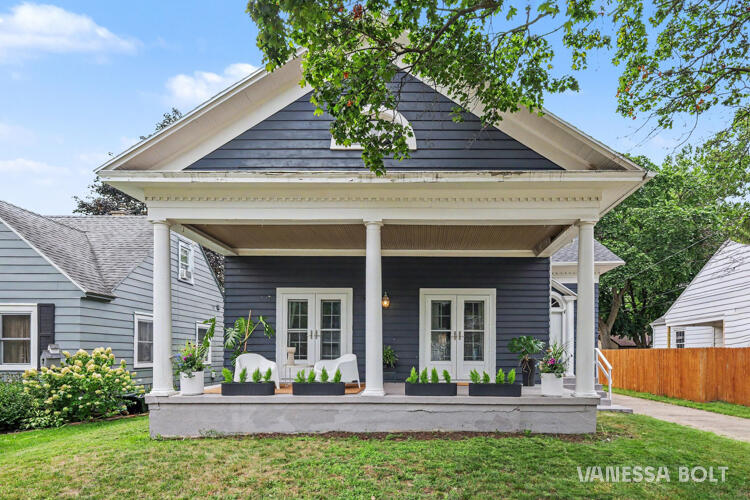 2561 Belfast Avenue SE Grand Rapids MI 49507