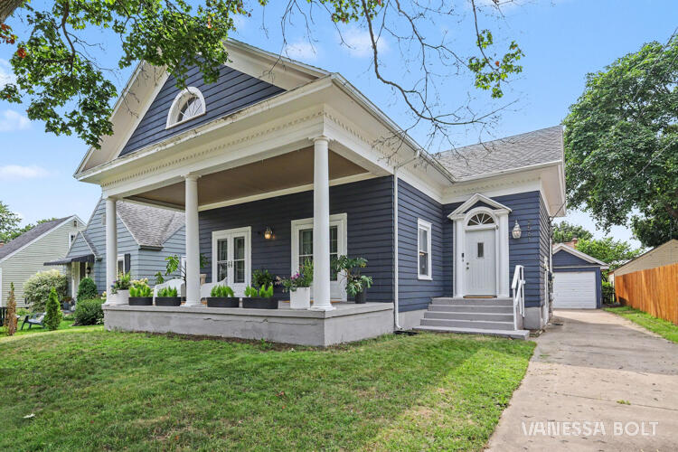 2561 Belfast Avenue SE Grand Rapids MI 49507