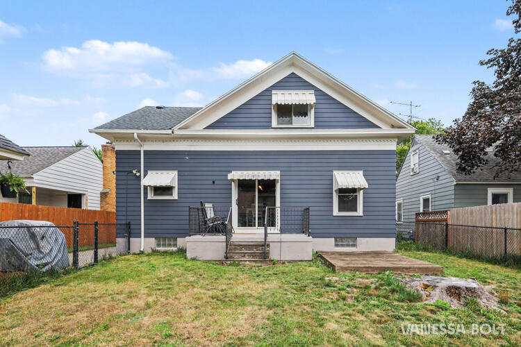 2561 Belfast Avenue SE Grand Rapids MI 49507